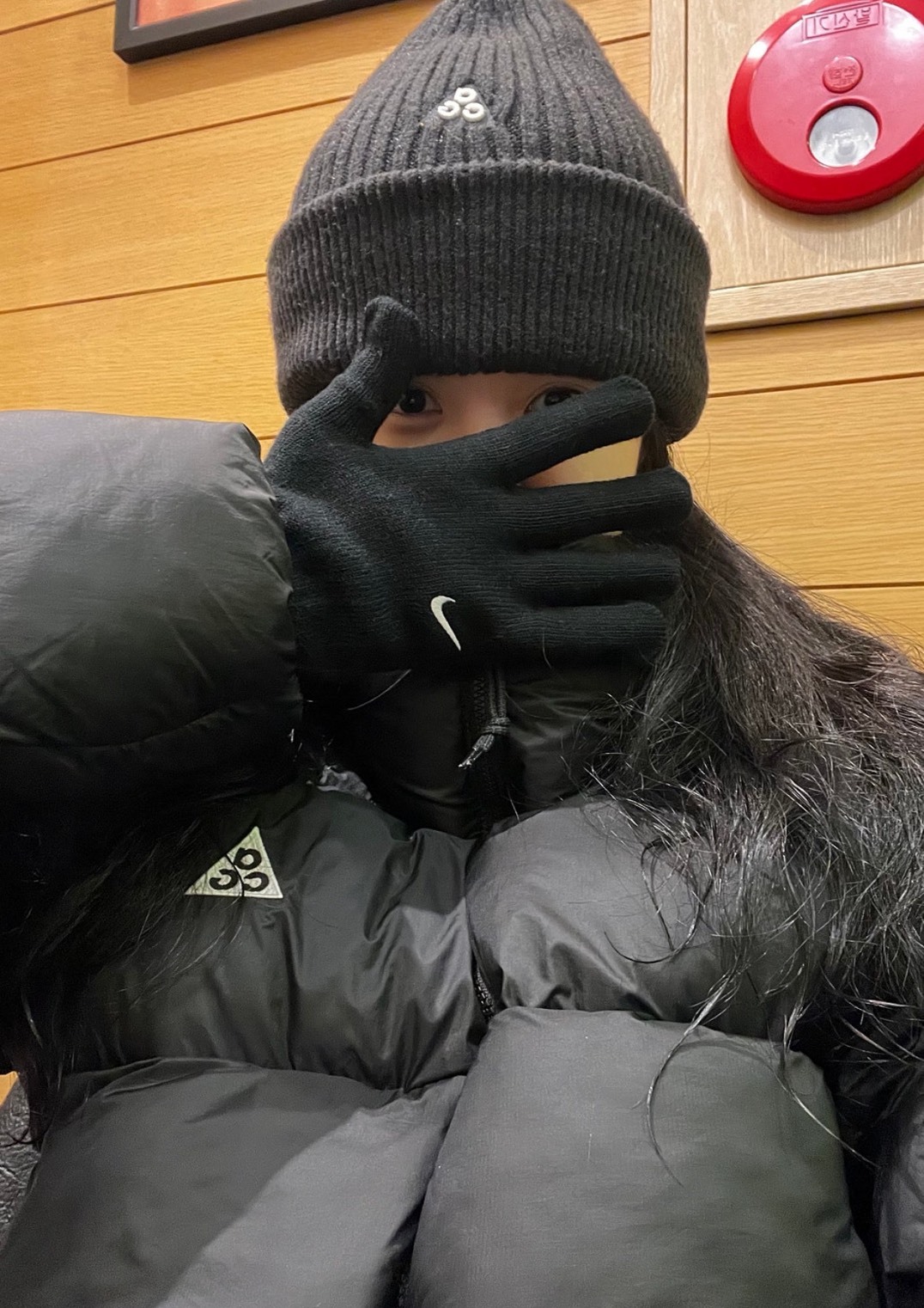 NIKE ACG Therma-FIT ADV LUNAR LAKE 寬鬆連帽外套｜黑 / Summit White｜亞洲版