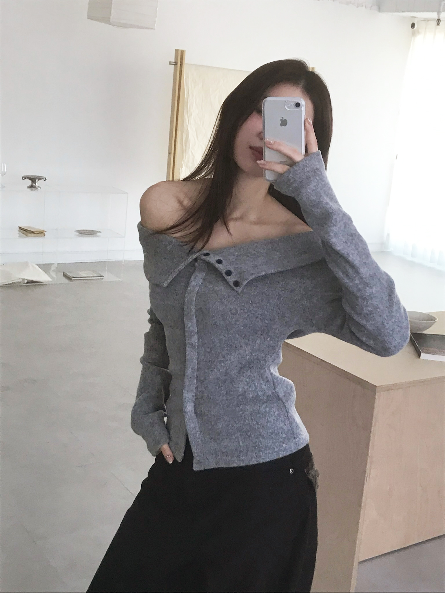 Ice Off-Shoulder Tee #上衣