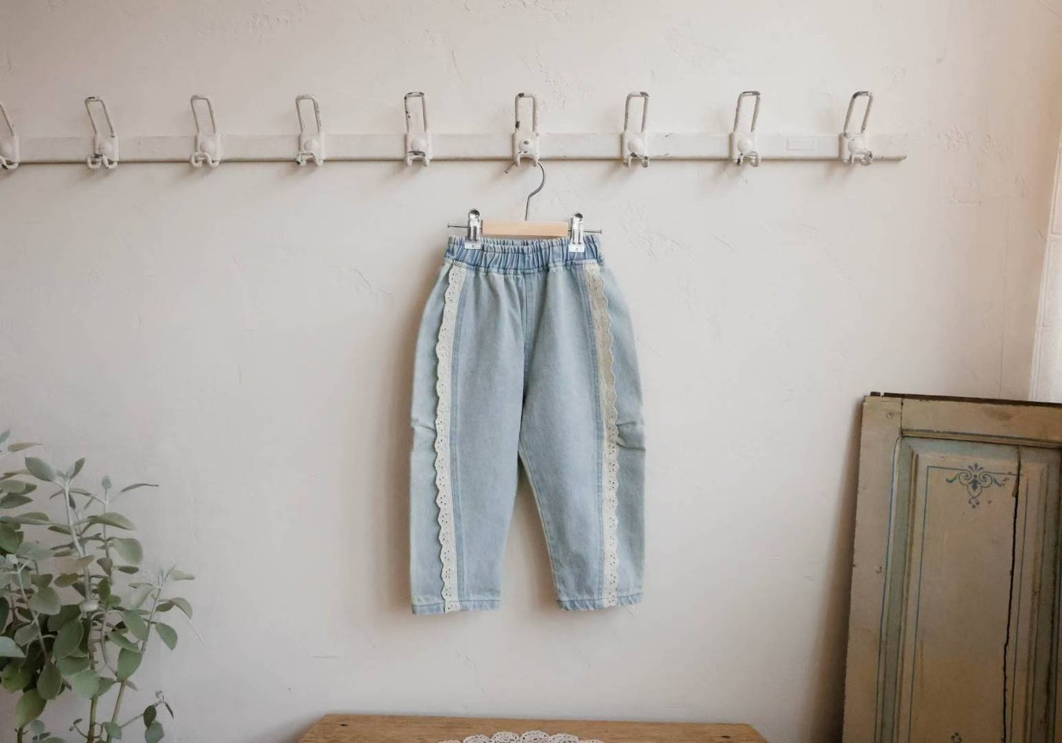 花邊漫步牛仔褲