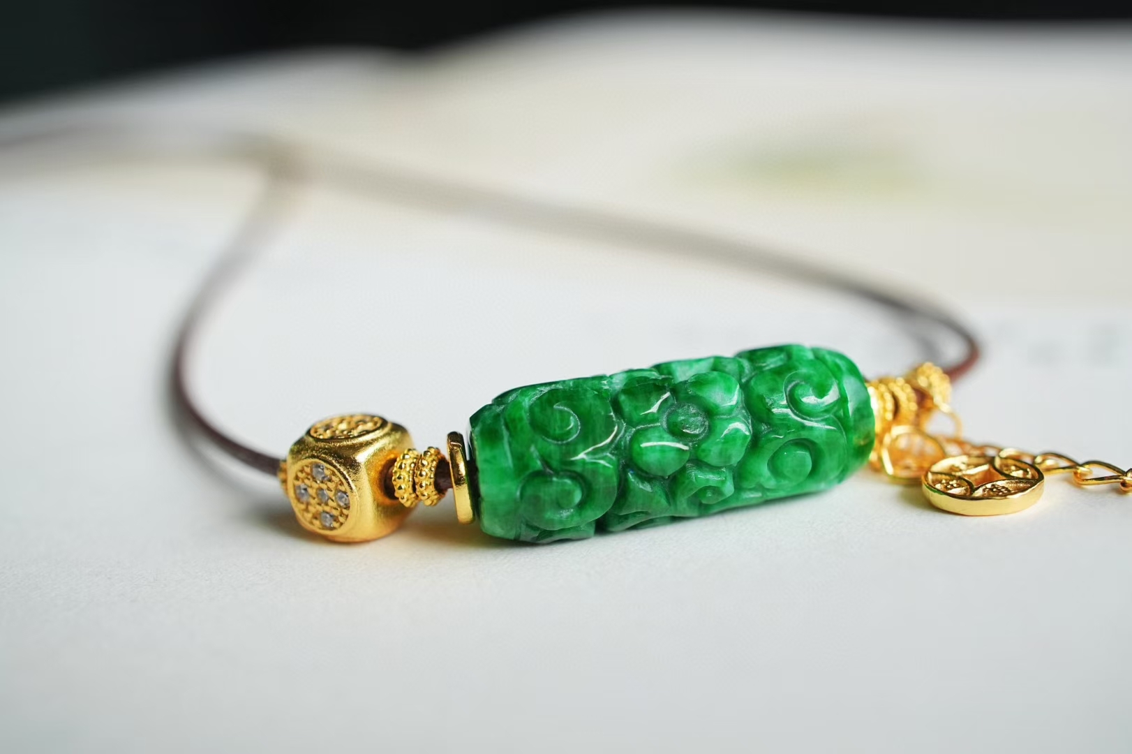 121837 翡翠乾青路路通項鏈