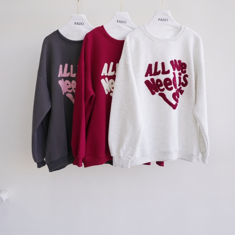 法朵Fado shop｜毛巾刺繡字母圓領大學Tee 0214125 三色