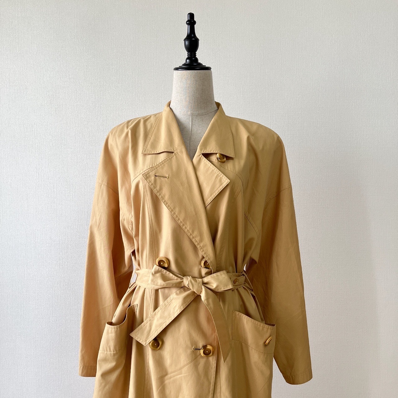 土黃色長乾濕褸