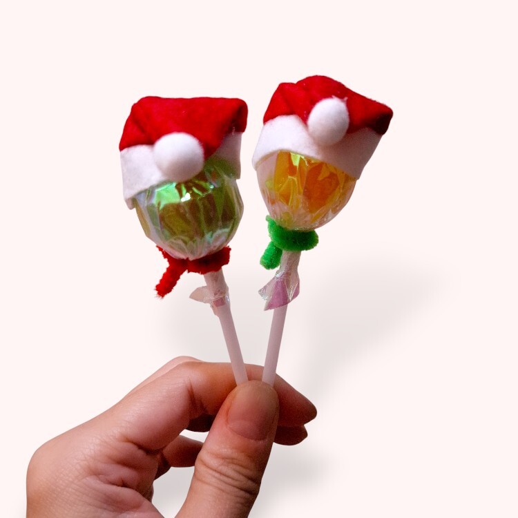 聖誕帽棒棒糖,聖誕節糖果,聖誕糖果,台灣水果棒棒糖,Christmas hat lollipops, Taiwanese fruit lollipops, Christmas candies