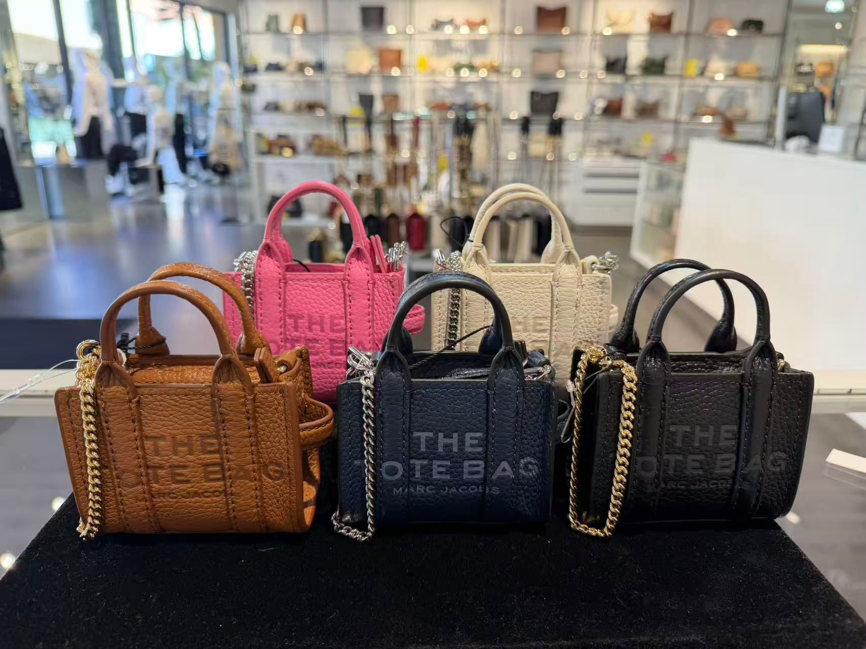 【預購】MARC JACOBS LL1124118 包包吊飾