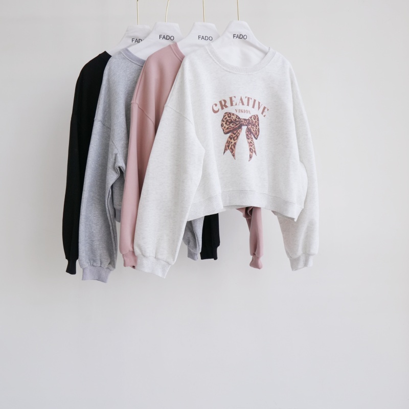 法朵Fado shop｜豹紋蝴蝶結短版圓領大學Tee 0214126 四色