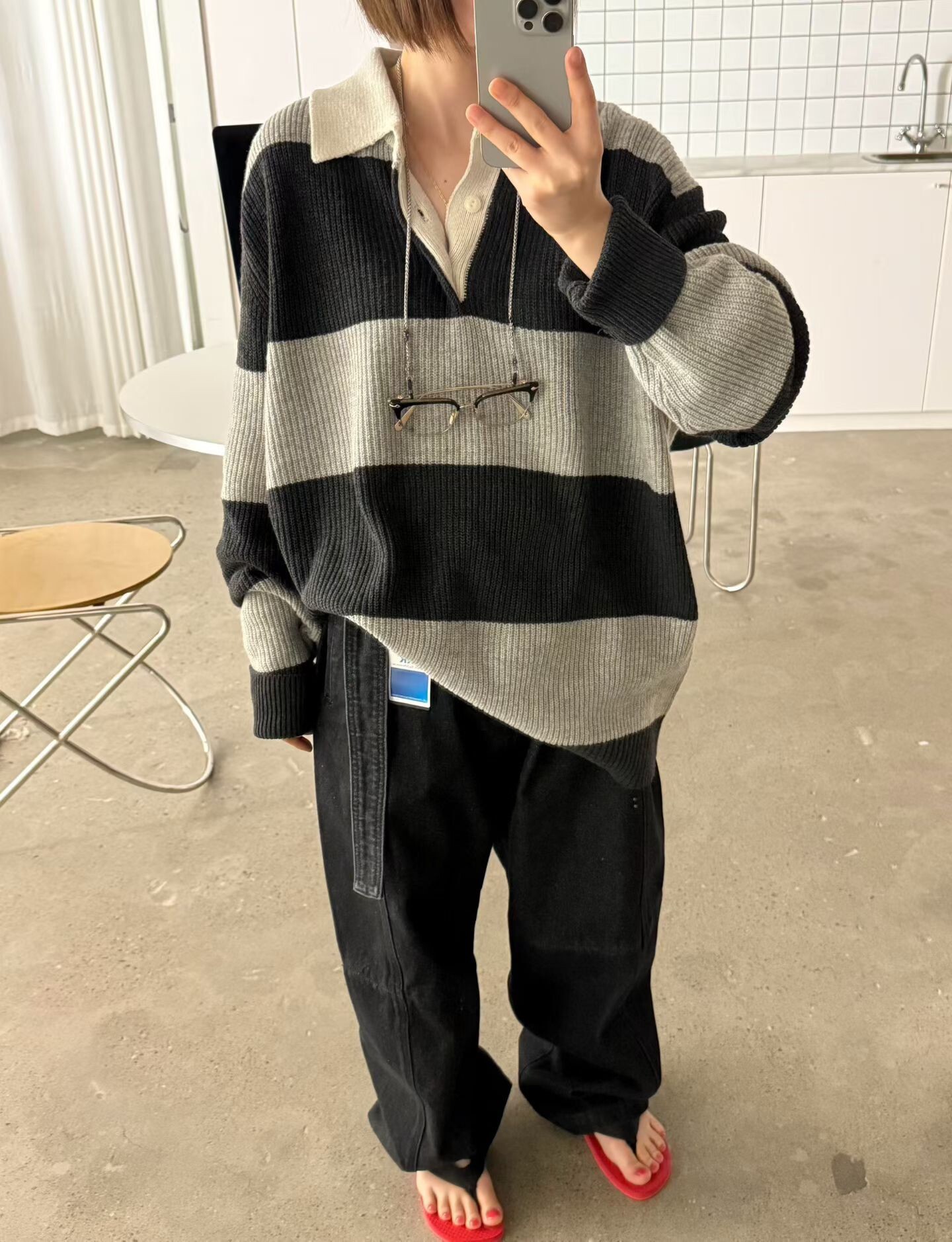 白領開襟橫紋毛衣