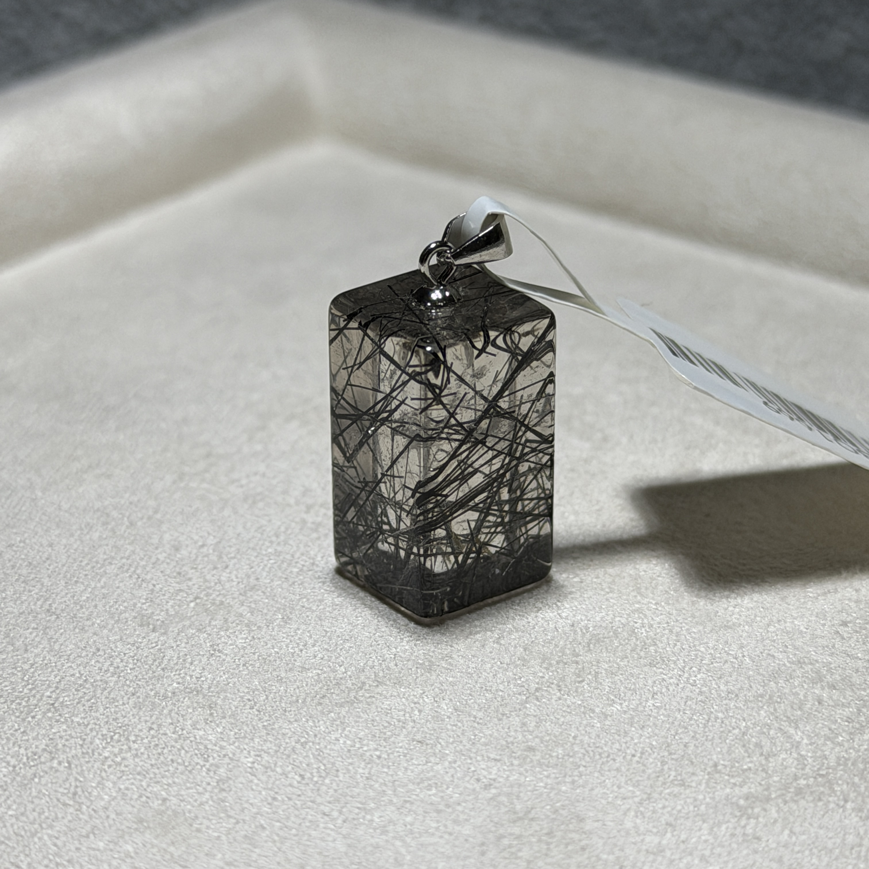 黑髮晶吊墜 18.8*10.5 BQ1669