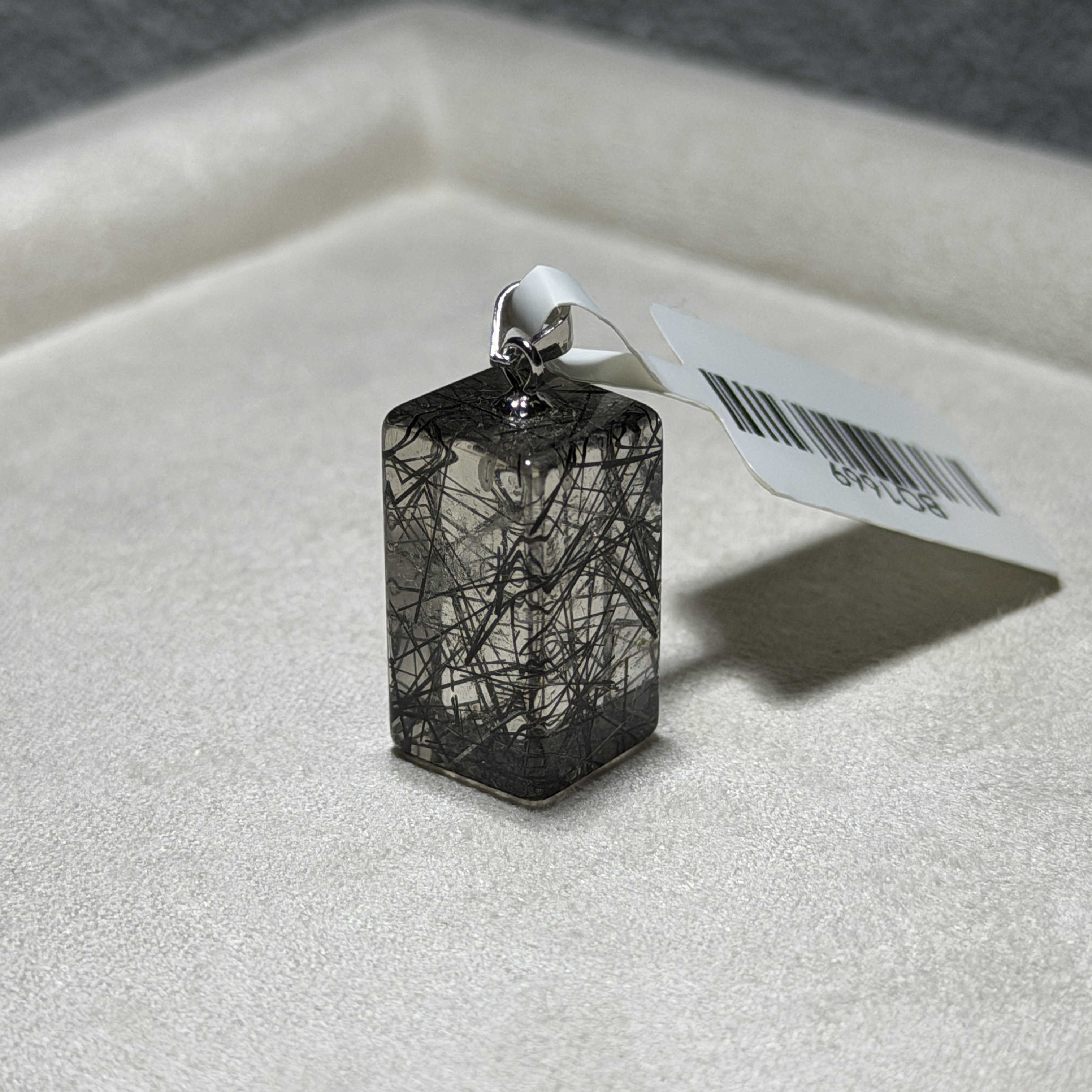 黑髮晶吊墜 18.8*10.5 BQ1669