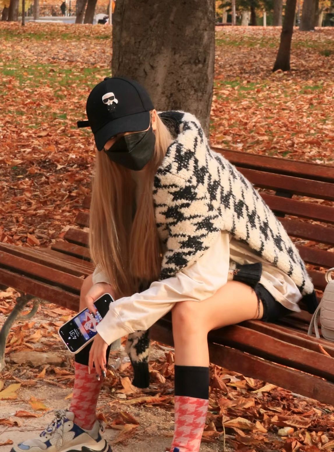 【現貨】Karl Lagerfeld LL120527 棒球帽(黑色)