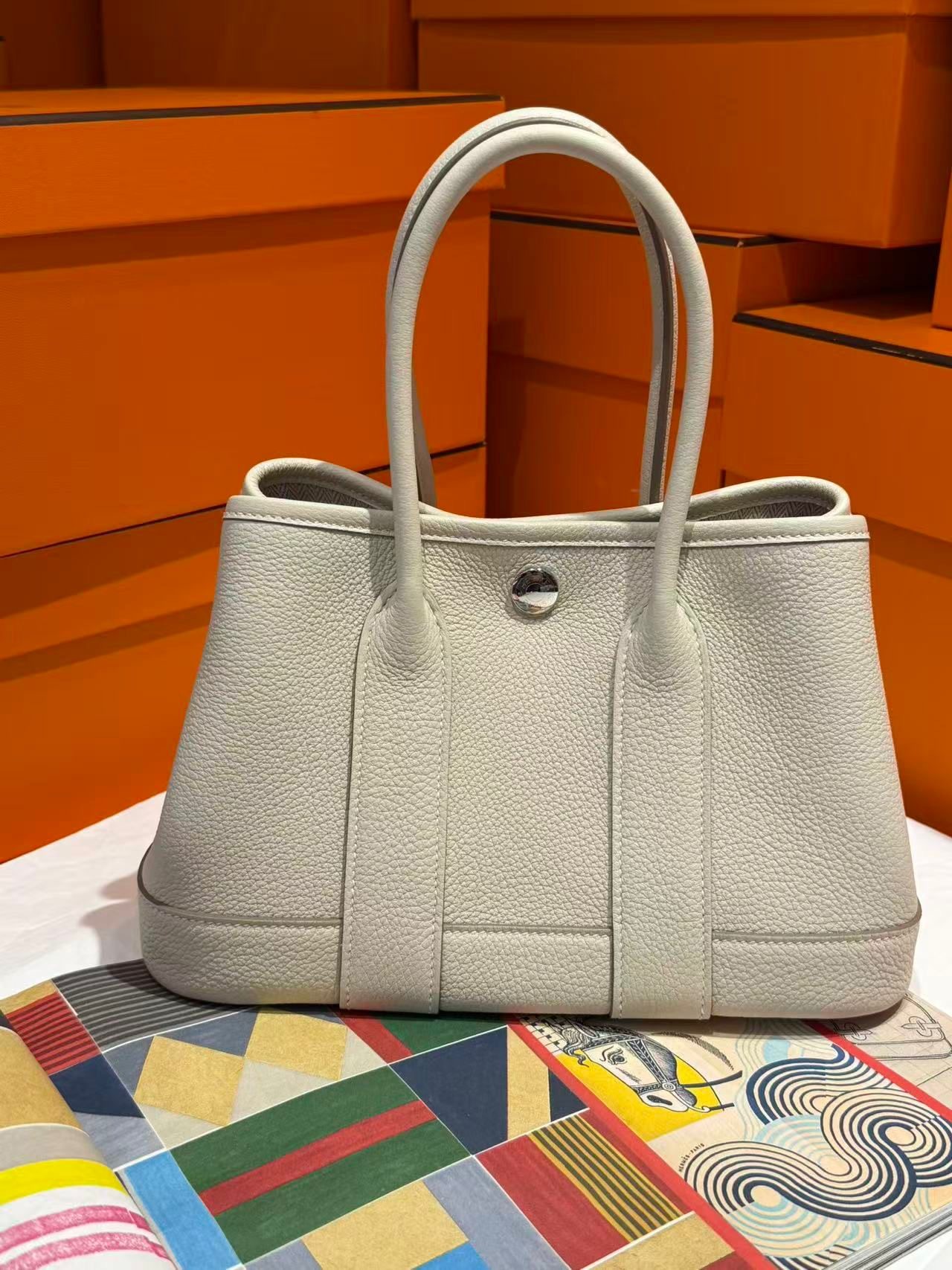 Garden party neo 10 craie leather K