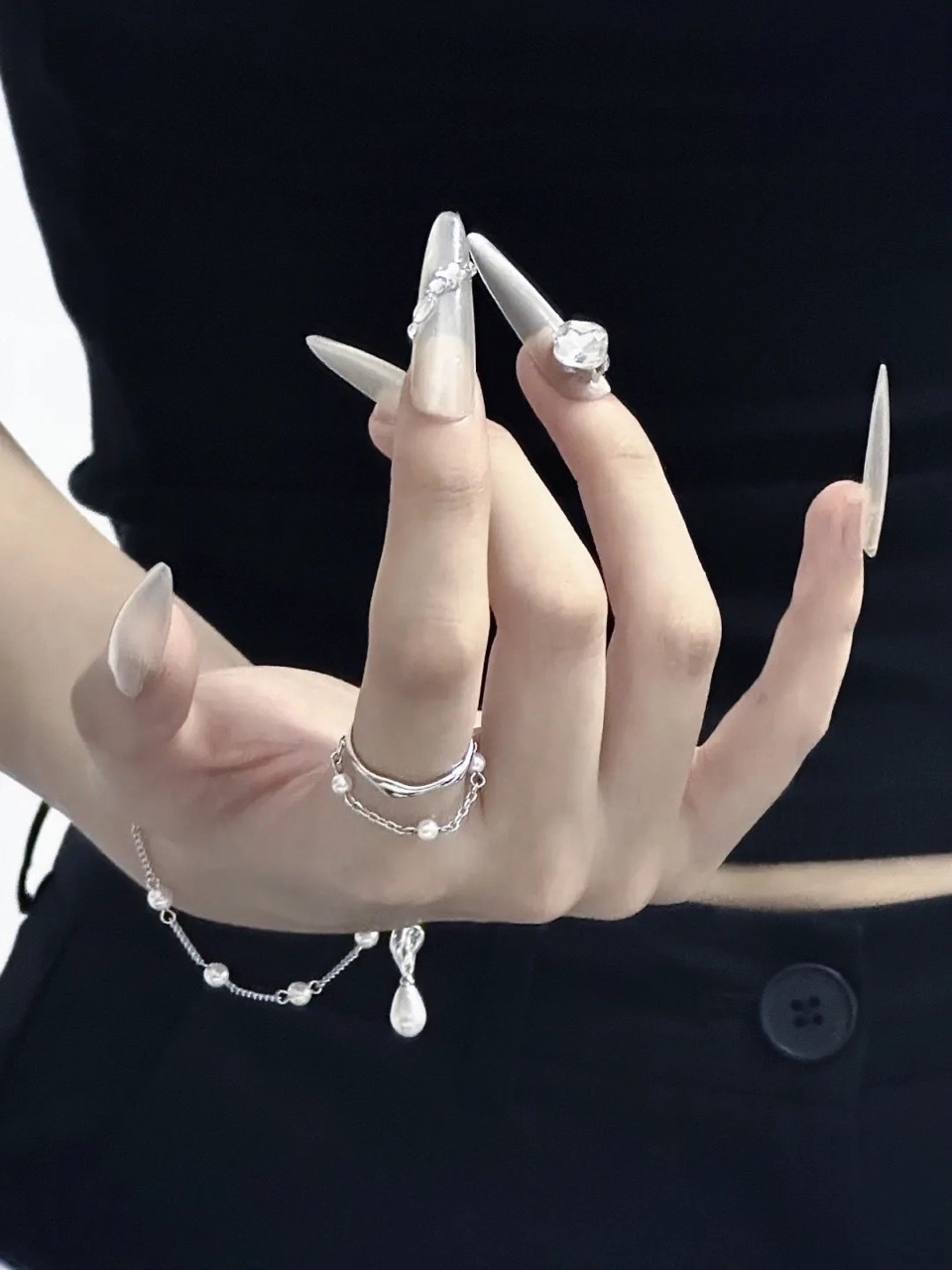 Charles & Keith 小CK Corrine 珍珠鏈條 開口戒 戒指 女戒 疉戴 銀色 / 預購