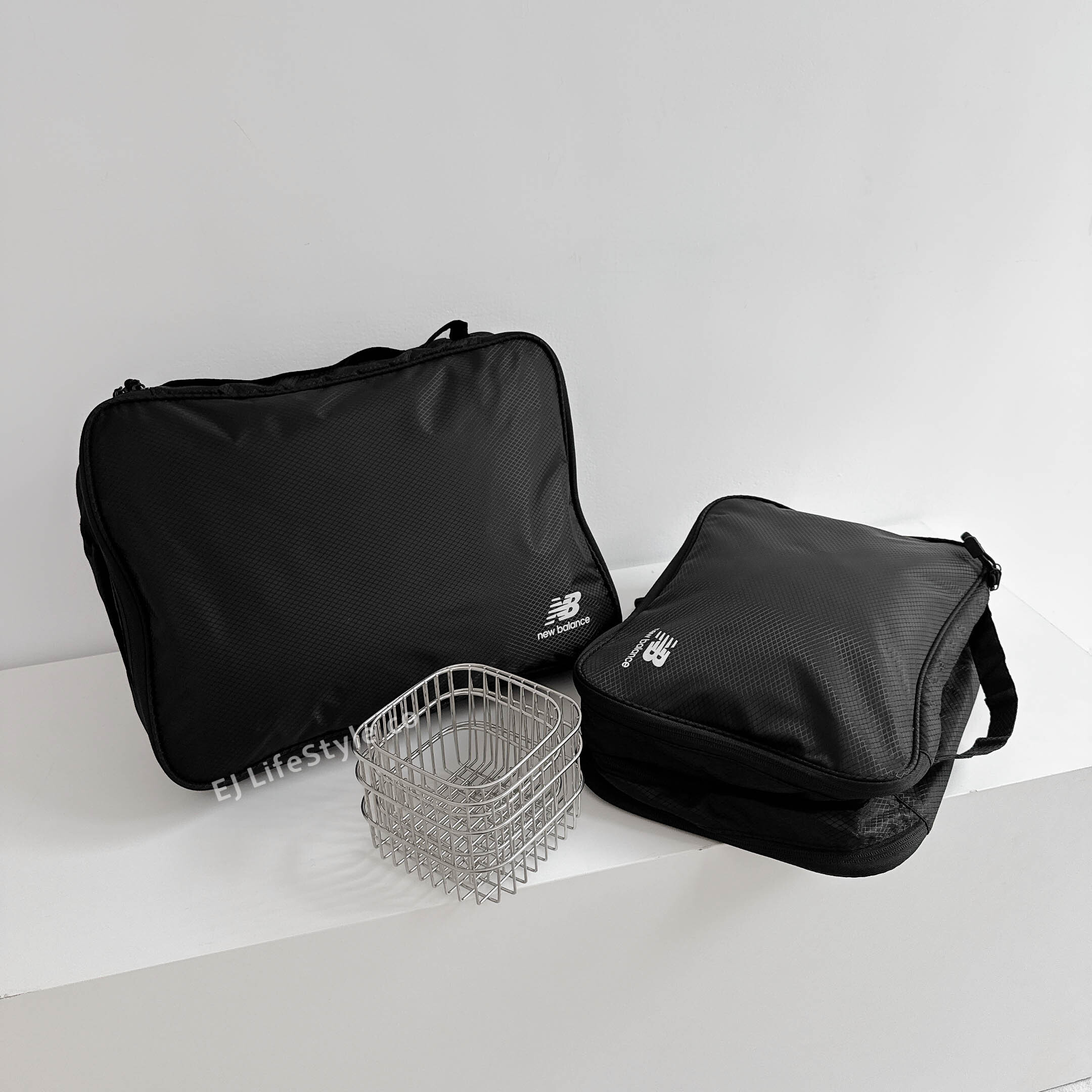 NEW BALANCE NB 輕型壓縮旅行包 運動包 手提包 收納 黑色 二入一組 / 現貨