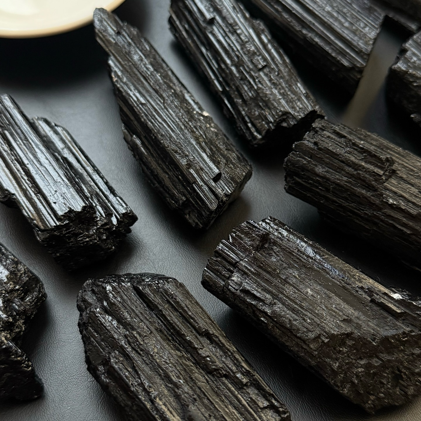 [原石] 巴西黑碧璽 / 電氣石