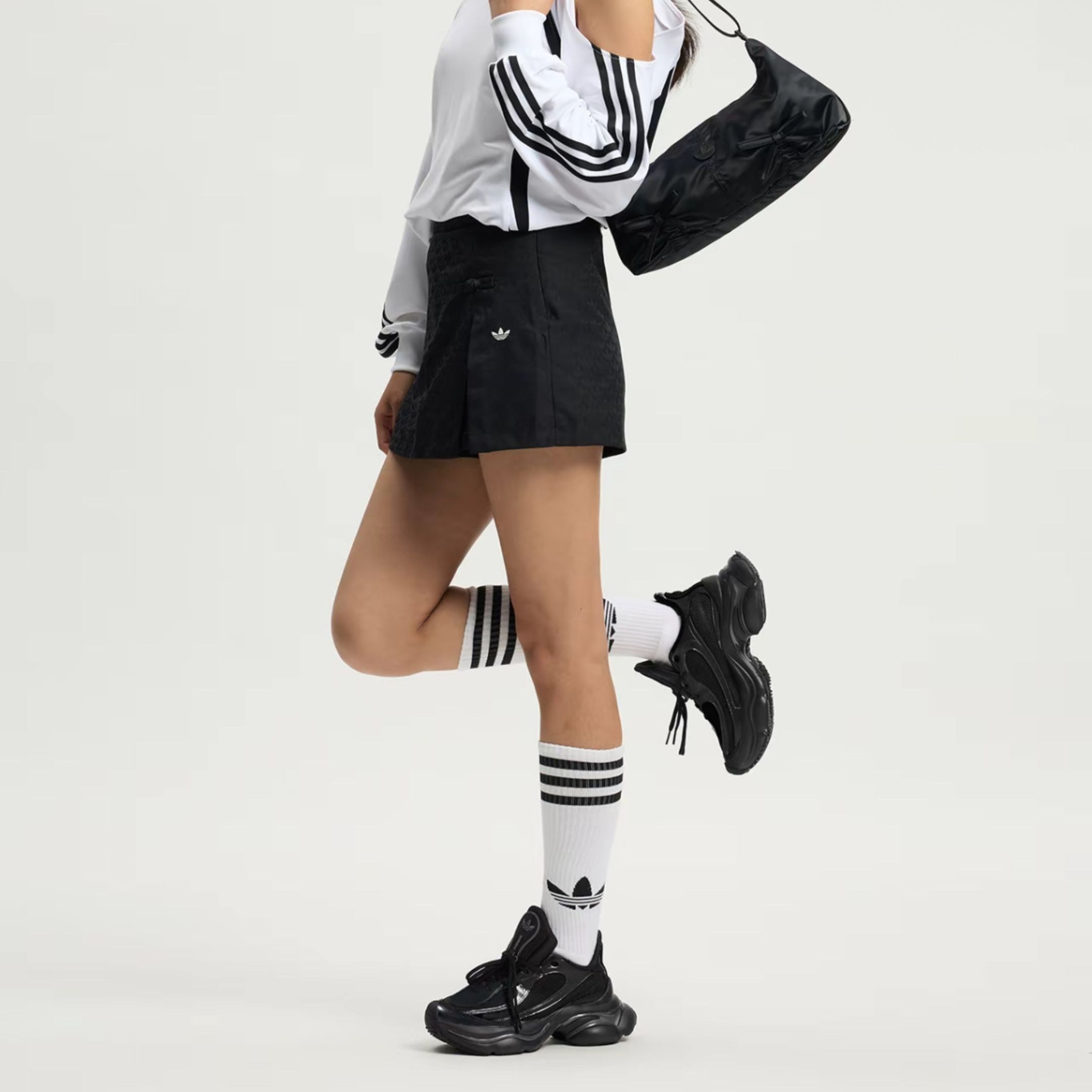 NICEDAY 代購 Adidas Originals Ozvenuz 黑武士 黑魂 黑色 全黑 宋雨琦 同款 增高 厚底鞋 JS2468