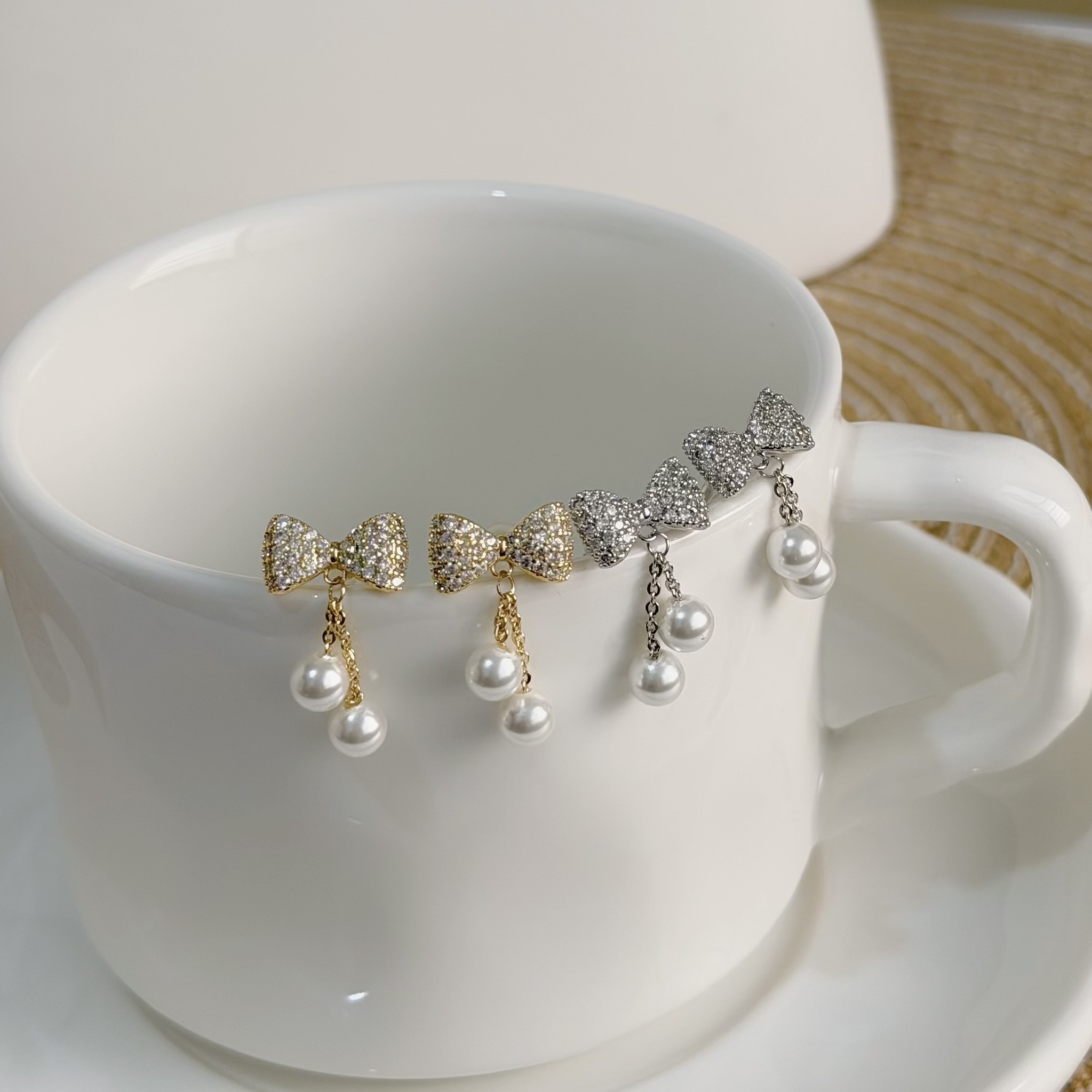 Z196滿鑽蝴蝶結珍珠垂吊