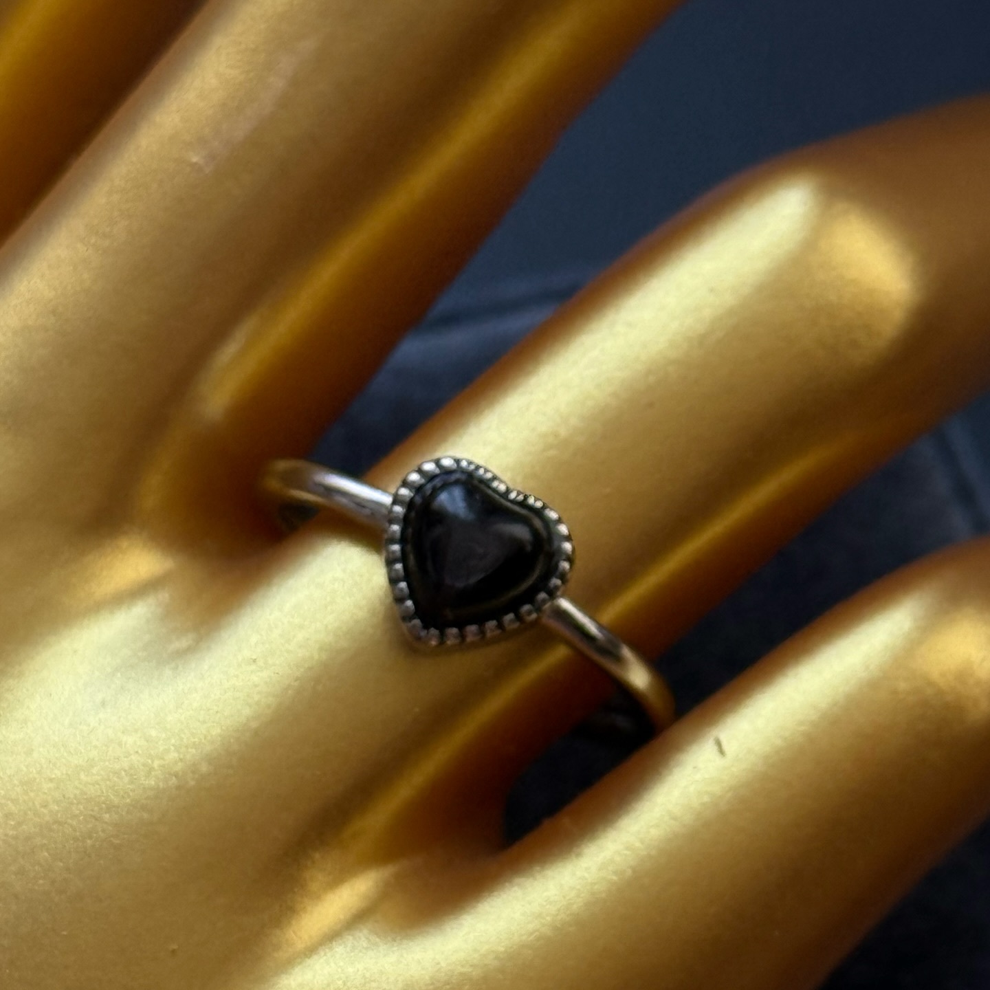 [原石] 金運石 愛心戒指