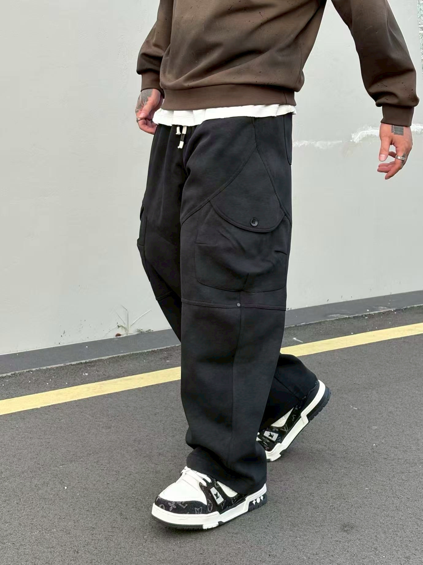 XCTRL 仿髒感多剪裁棉褲-黑