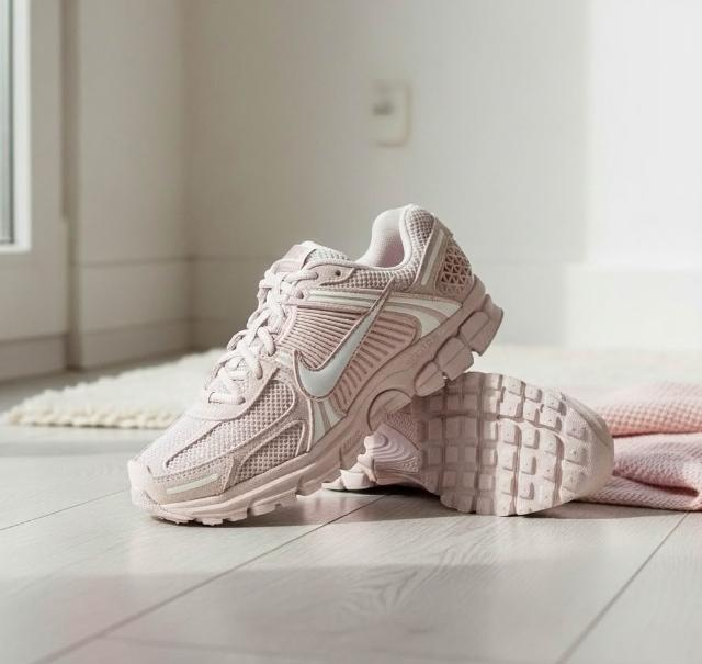 NIKE WMS ZOOM VOMERO 5 櫻花粉 運動鞋 女鞋
