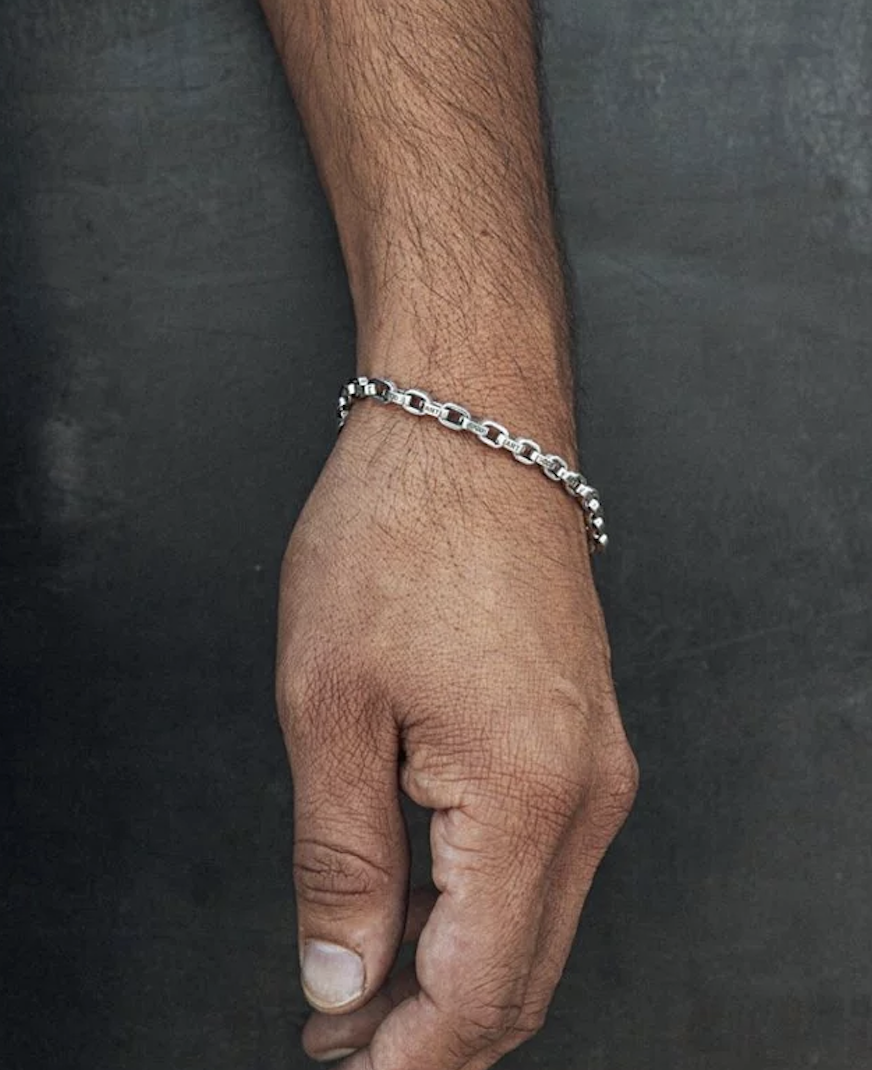 Pequeno A Mano Bracelet