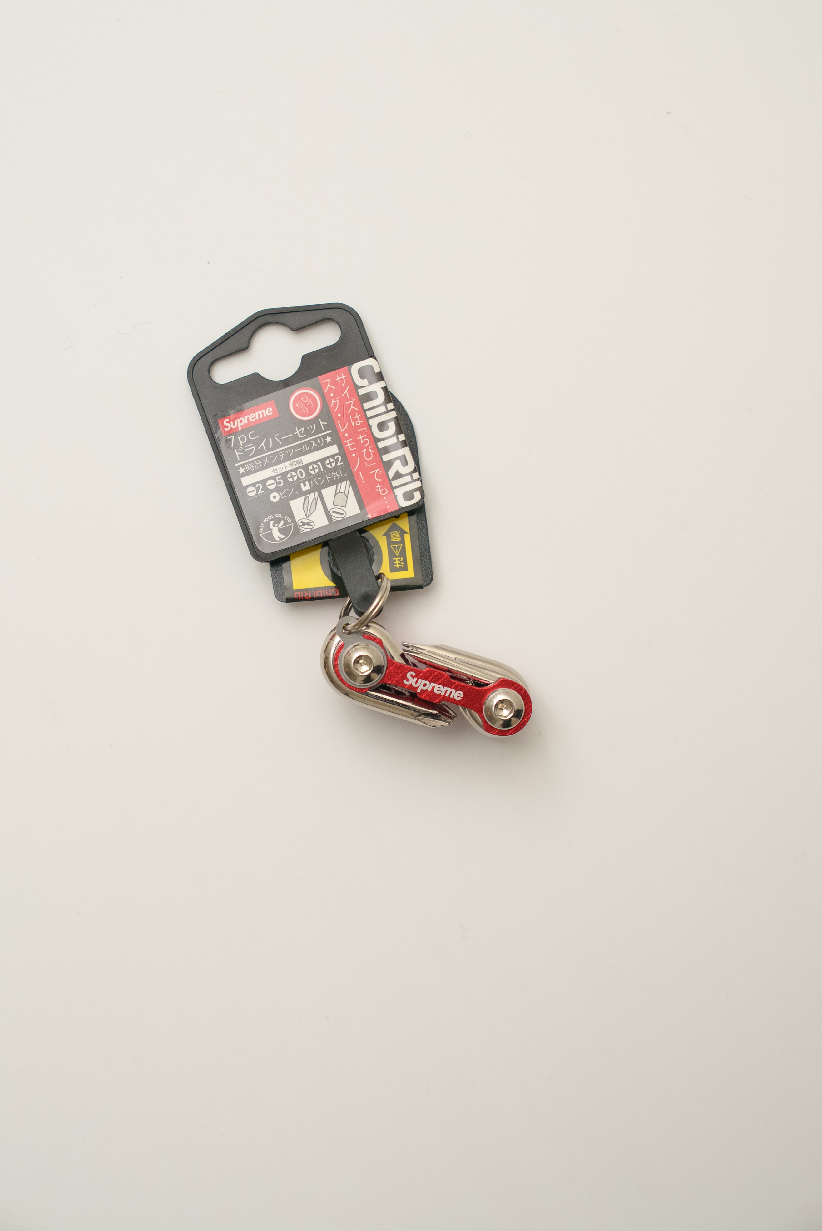 【Focus Store】現貨秒發 Supreme FW25 Week13 Chibi Rib Screwdriver Keychain 螺絲起子鑰匙扣