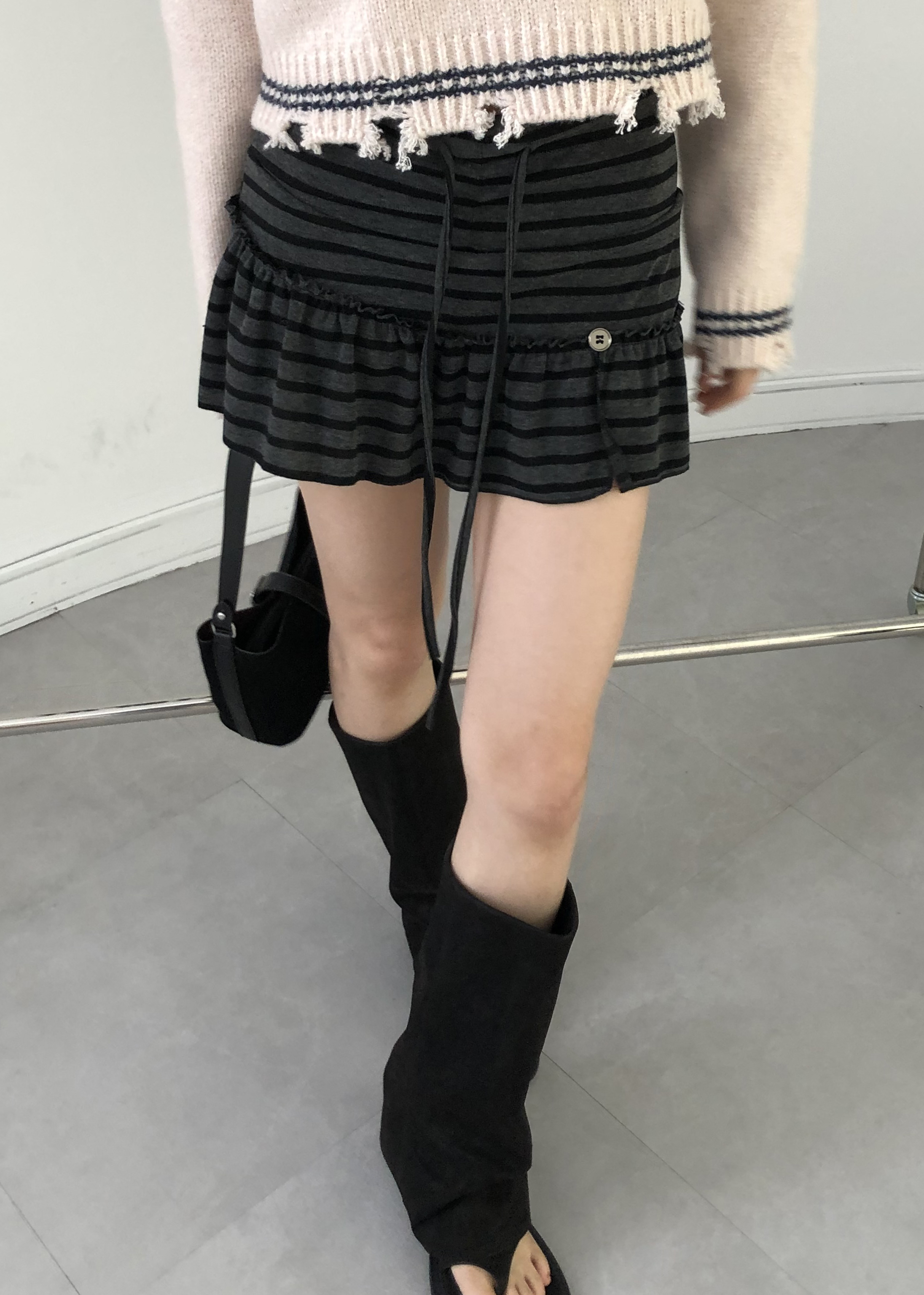 Peak Mini Skirt #短裙