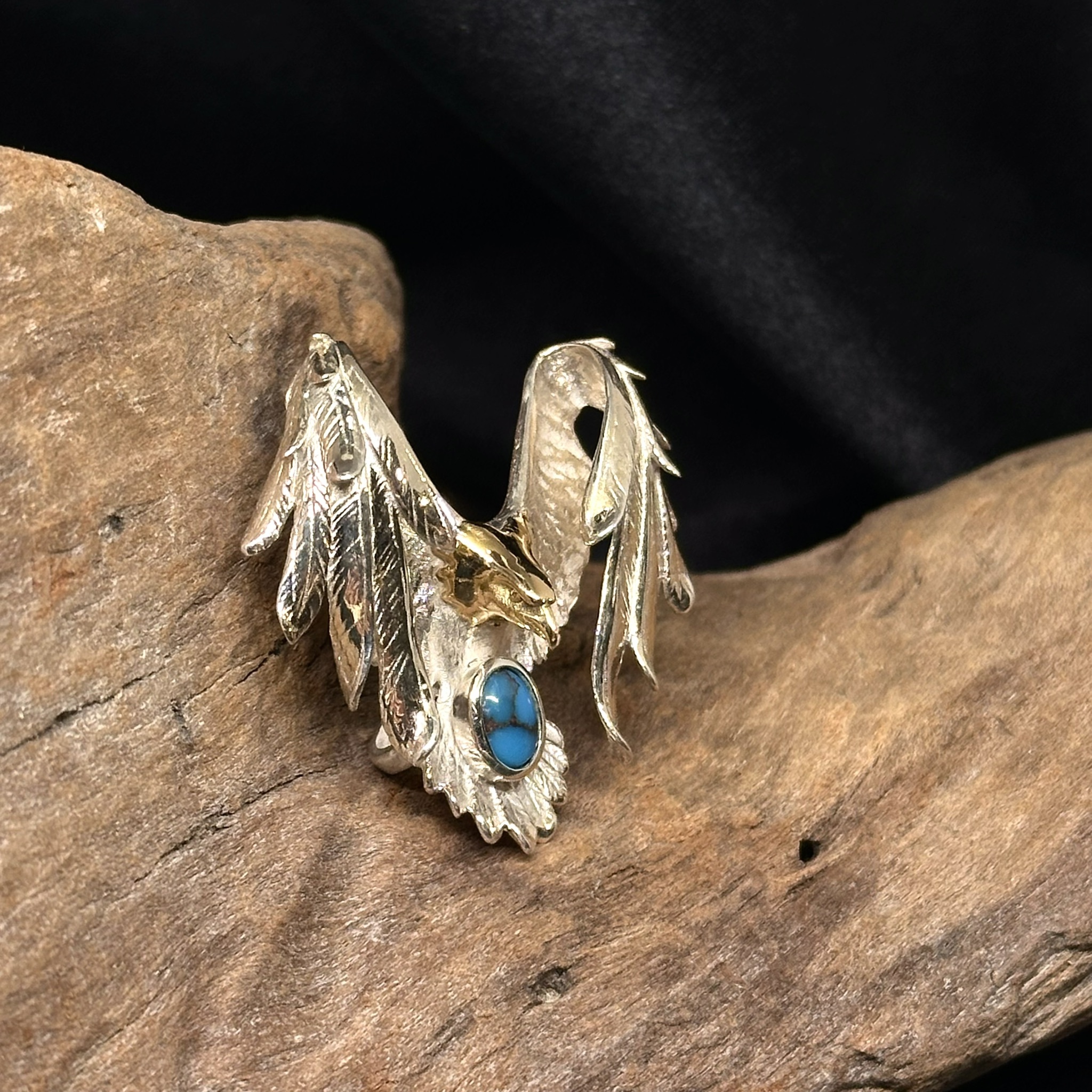 *Black Venom Jewelry- Freedom & Prayer 3cm 純銀18k金頭正面攻擊鷹鑲埃及松石