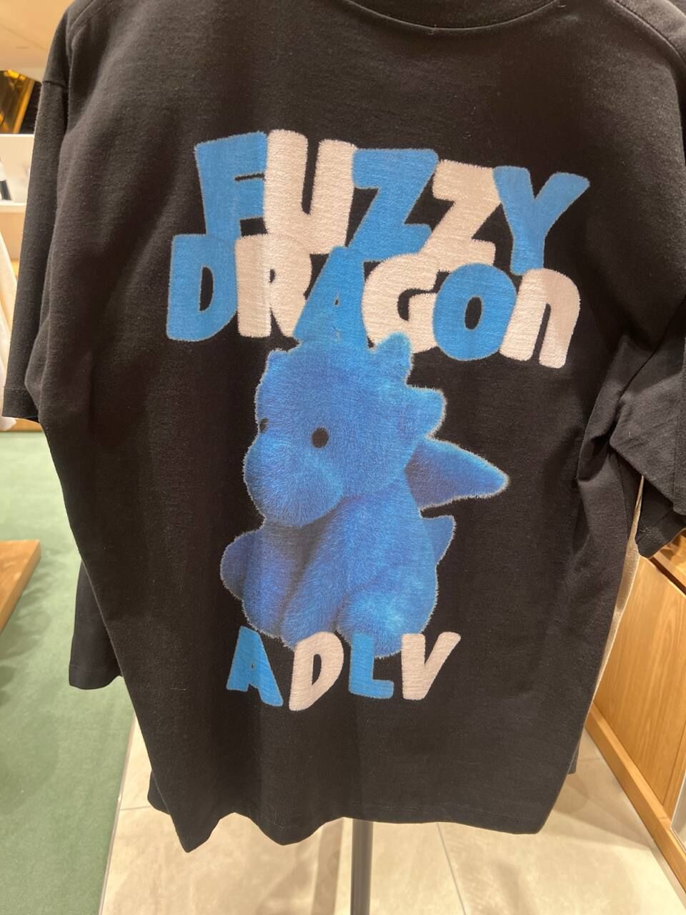 [K] ADLV BLACK FUZZY FONT DRAGON S/S T-SHIRT, ADLV24SS-SSAFFD-BLK (KAV107)