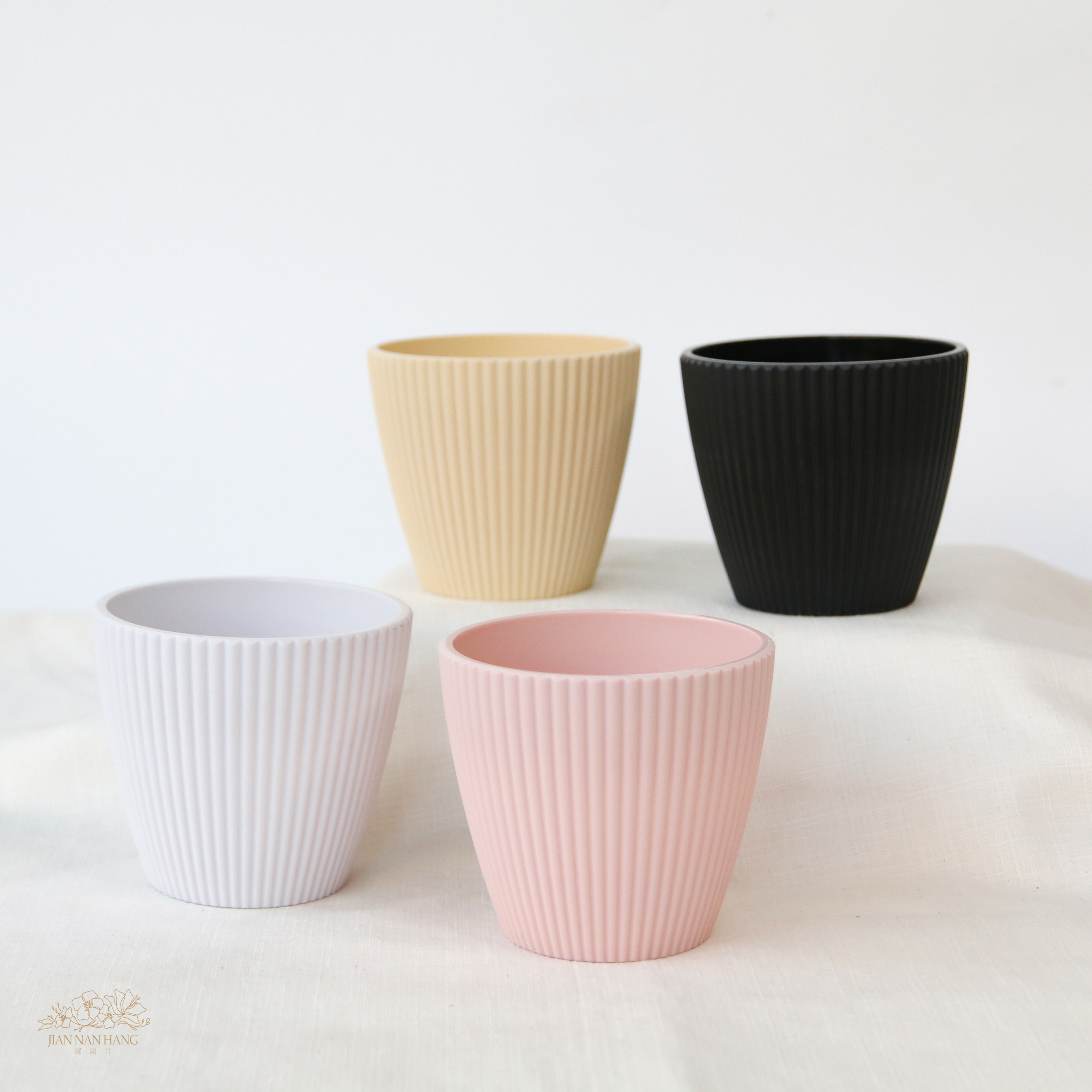 塑膠花器 直坑條 小 4色