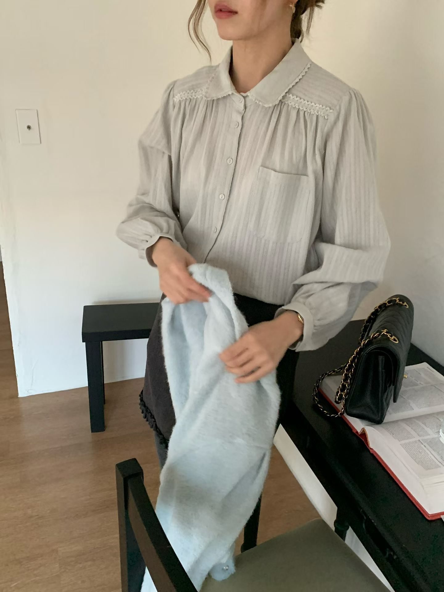 #228N628 細節之神! Lace邊花紋直坑恤衫