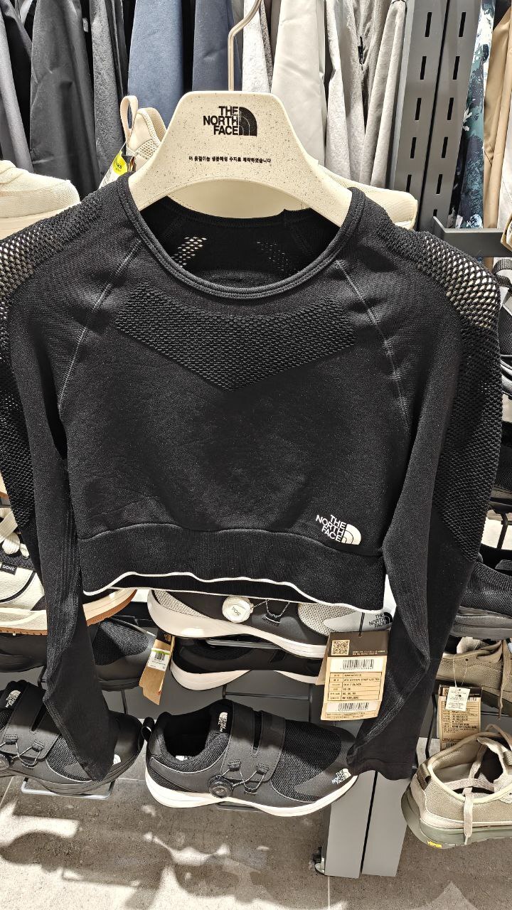 [K] THENORTHFACE BLACK W'S MOTION CROP L/S TEE, NM5MQ81A-BLK (KTNF48)