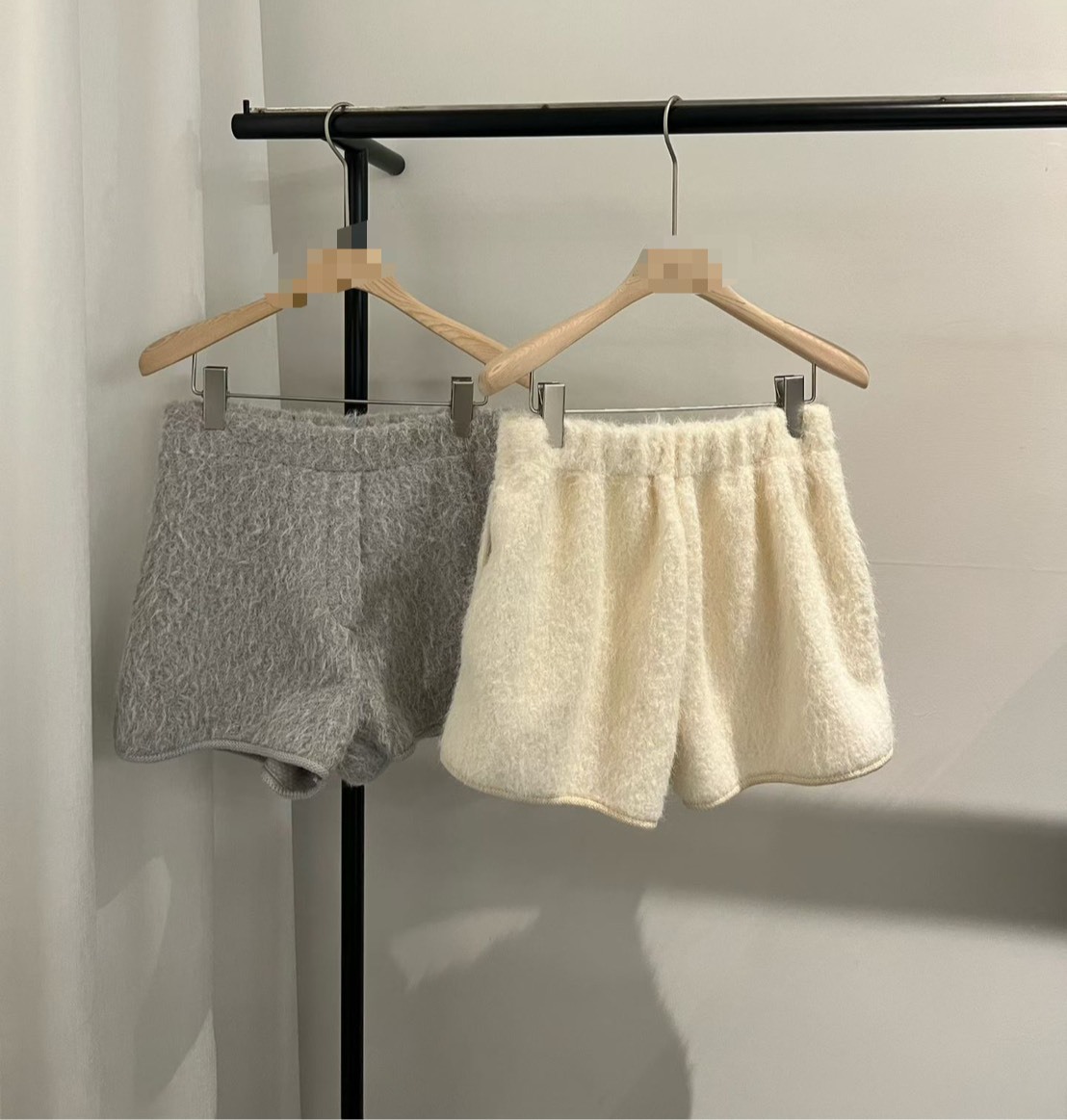 毛呢鬆緊短褲