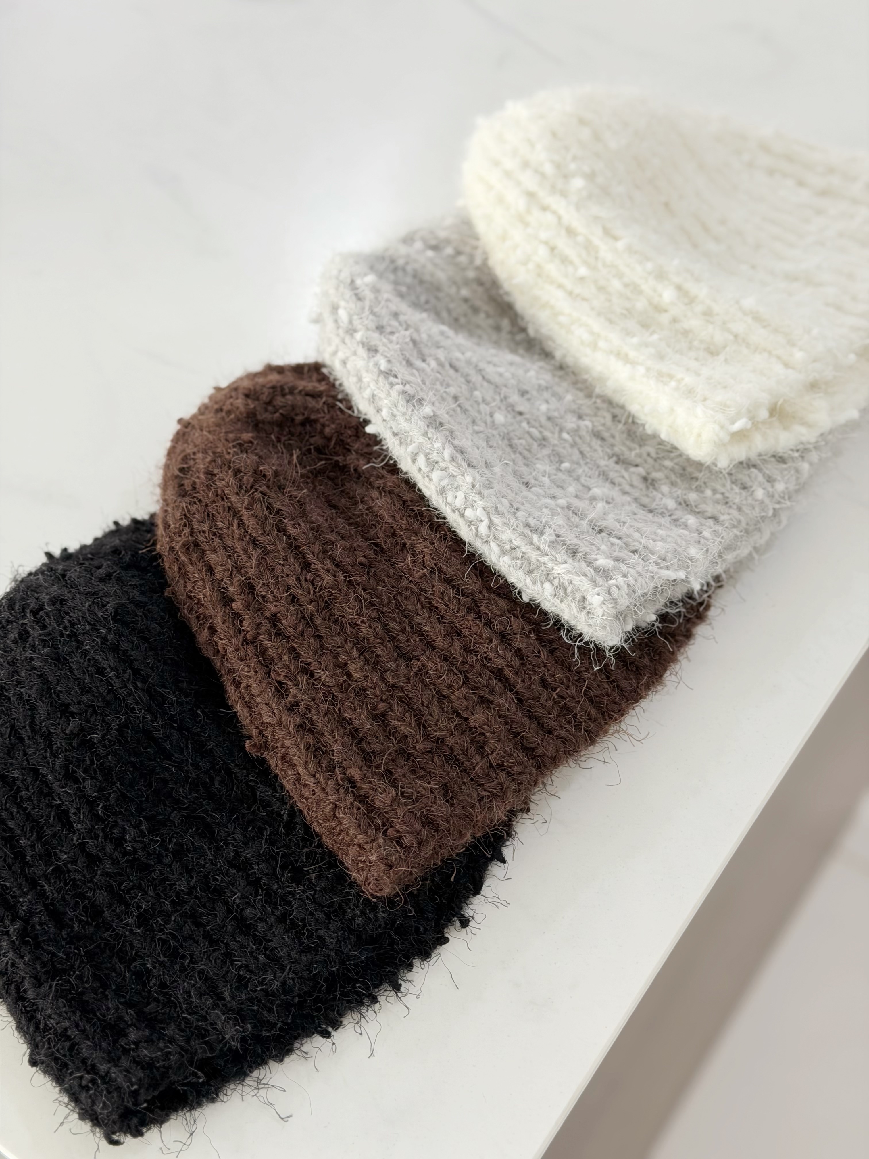 KR421 冬日雪花粒顯細臉冷帽-5色