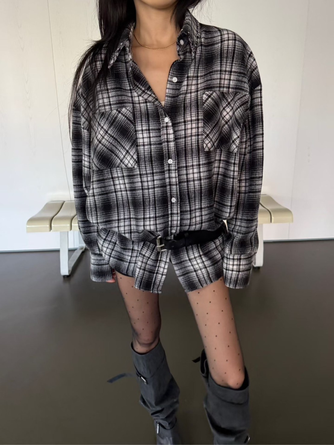 大方口袋格紋長襯衫