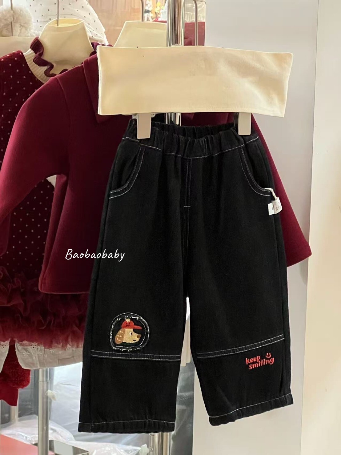 小狗刺繡加絨牛仔褲