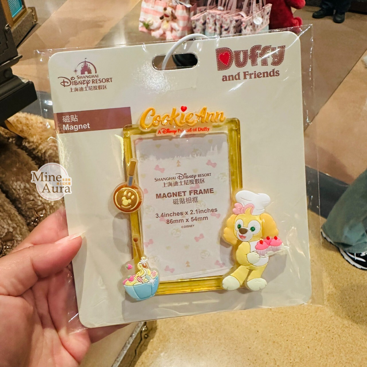 可琦安 餅乾 CookieAnn 拿杯子蛋糕 站姿 造型 磁鐵 相框 -上海迪士尼樂園