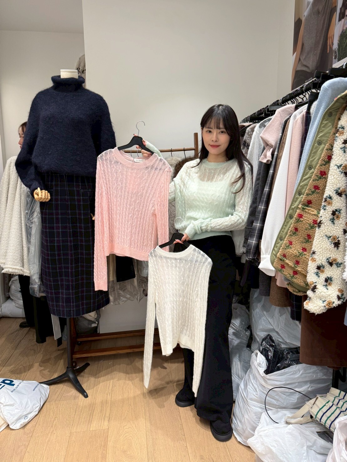 BG5356 薄款麻花織紋圓領上衣（優惠碼不適用）