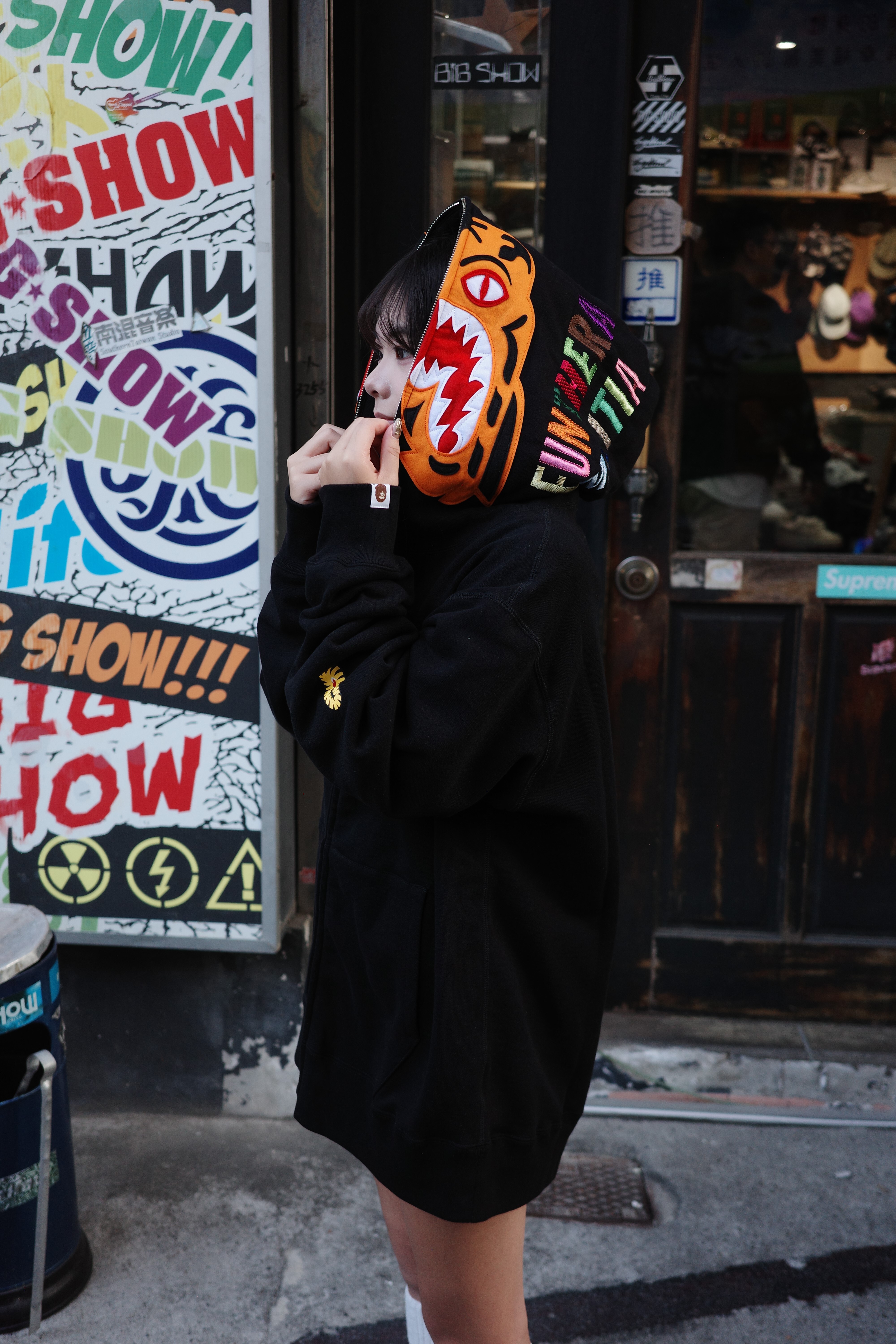 Bape 老虎全拉鍊連帽鯊魚外套 0ZXSWMX03151P / 1L70115003