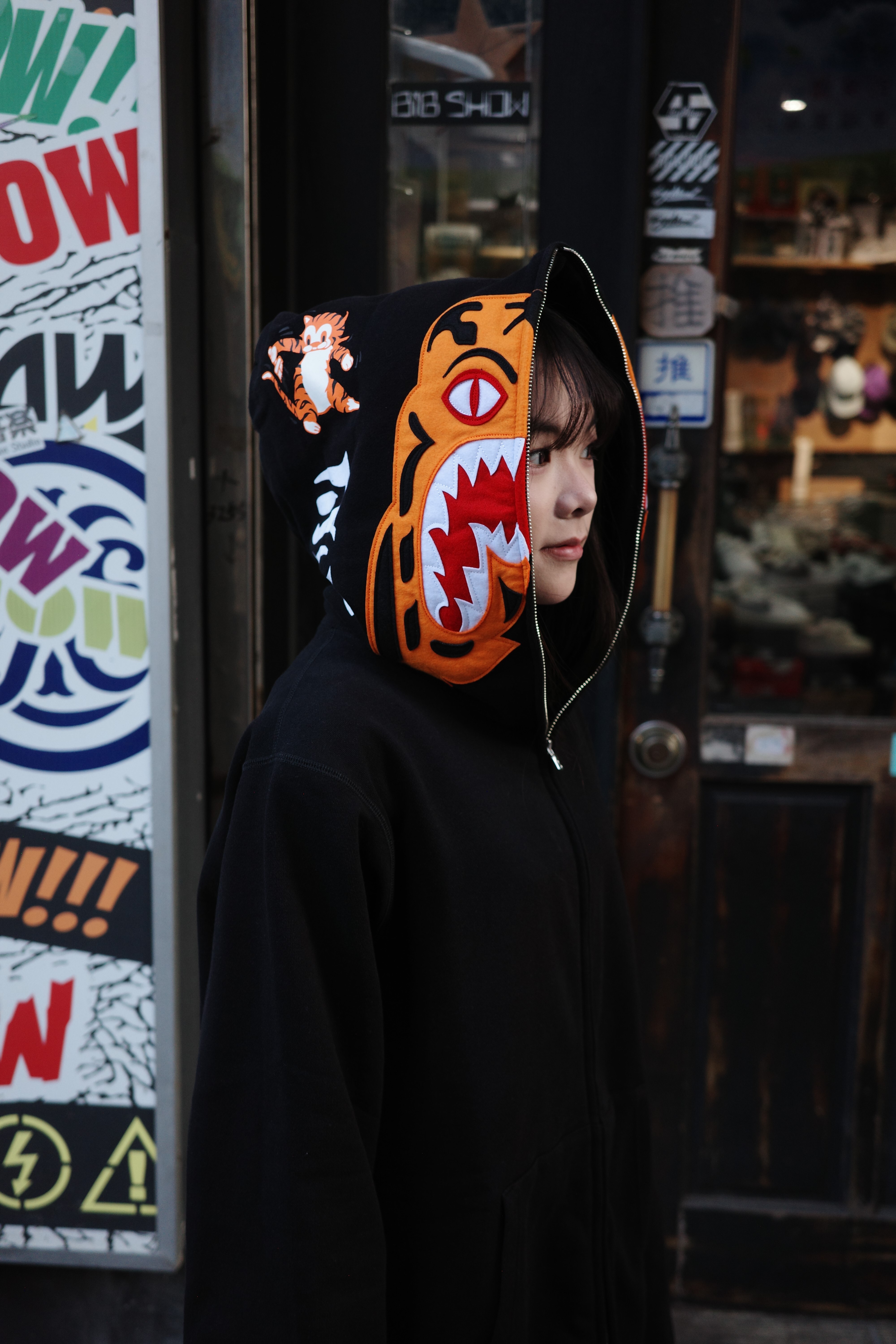 Bape 老虎全拉鍊連帽鯊魚外套 0ZXSWMX03151P / 1L70115003