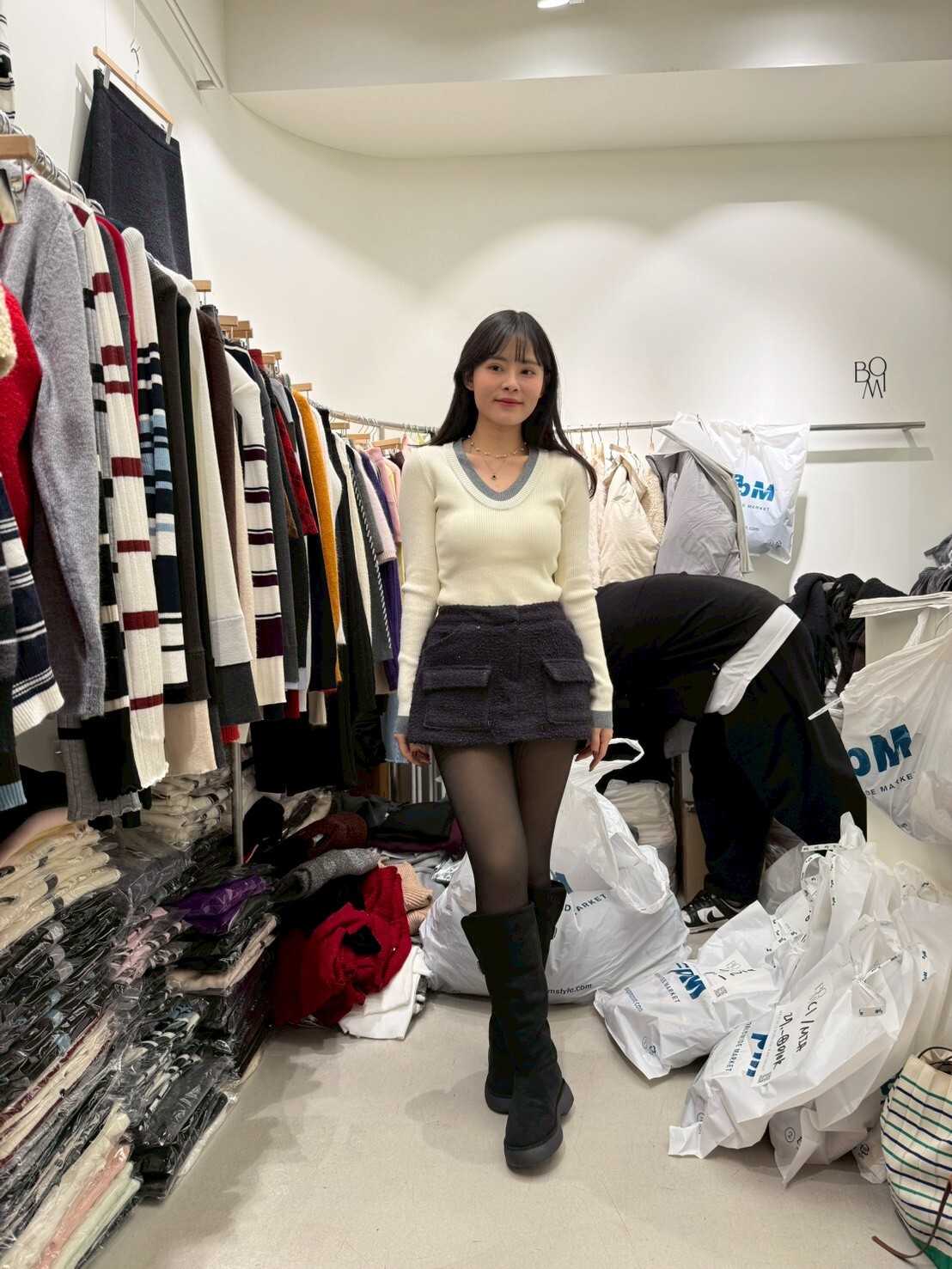 BM5342 假兩件坑紋V領上衣