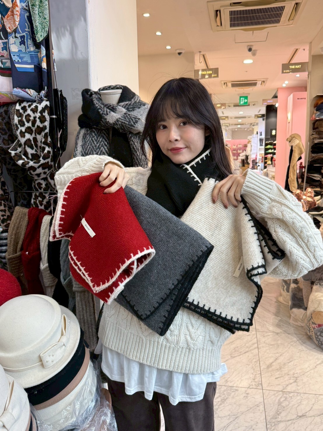 BN5306 撞色包邊針織頸巾