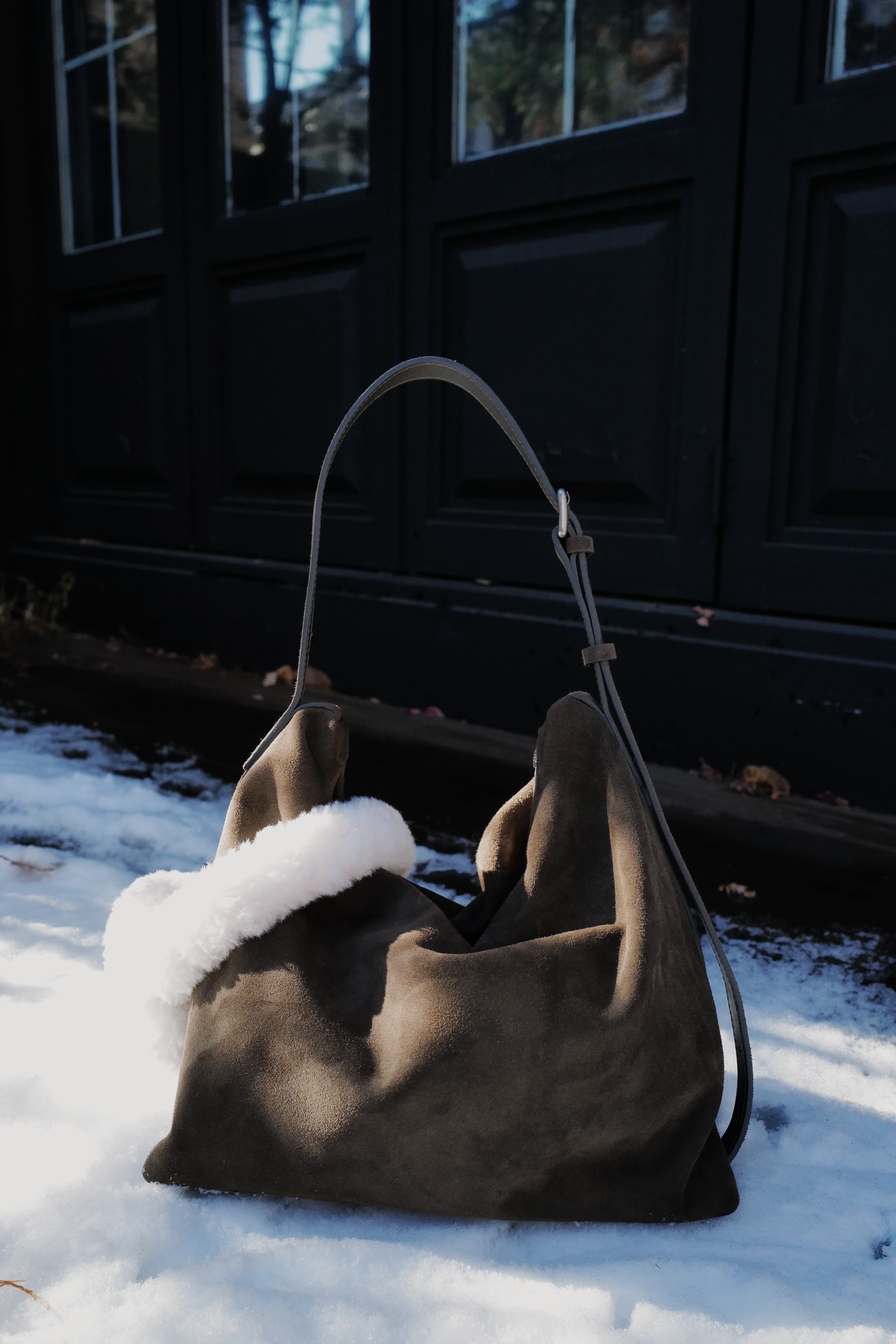 （現貨）必買麂皮肩背包 GN71 #Winnie清單