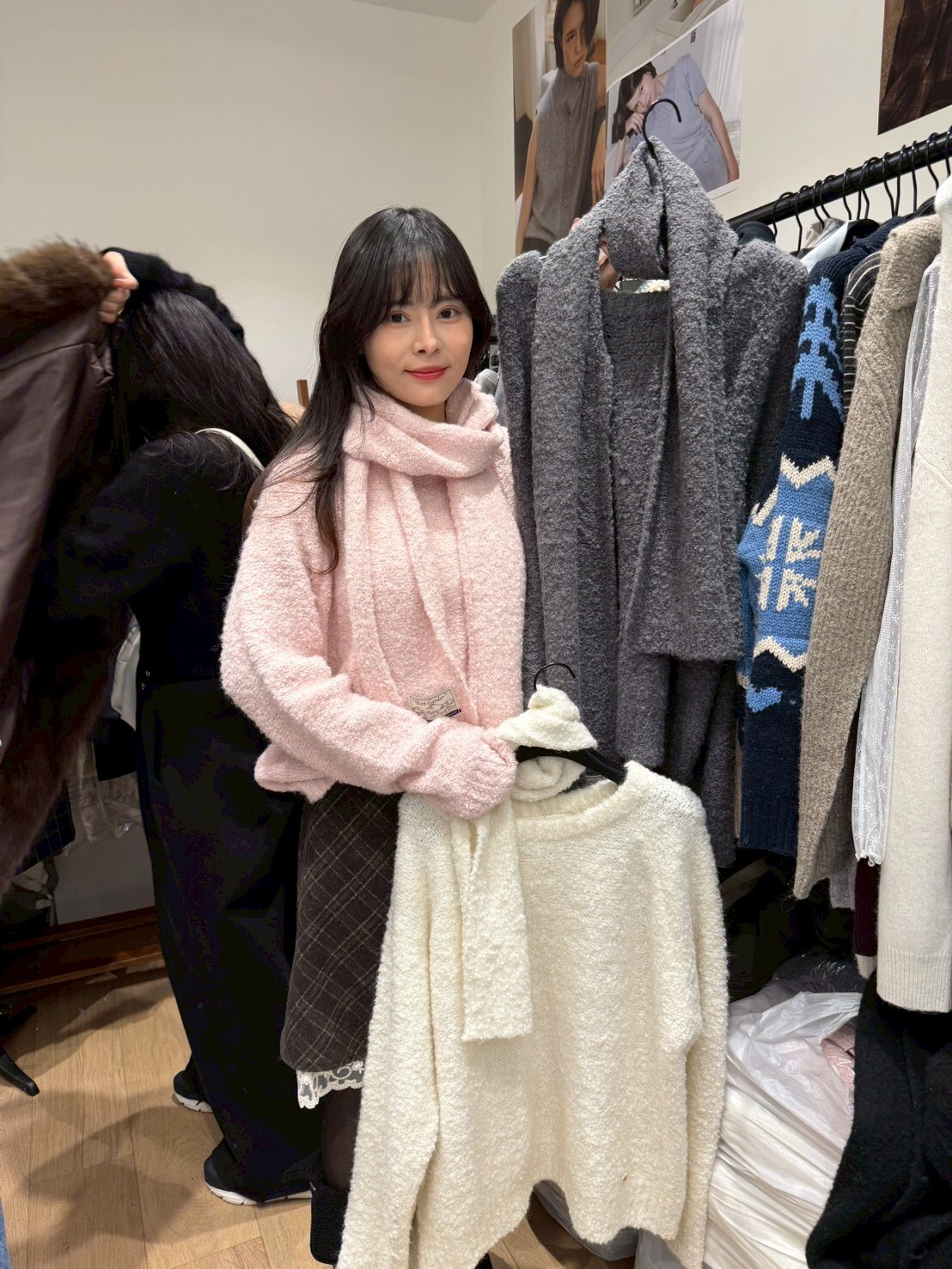 BG5342 毛毛針織圍巾上衣