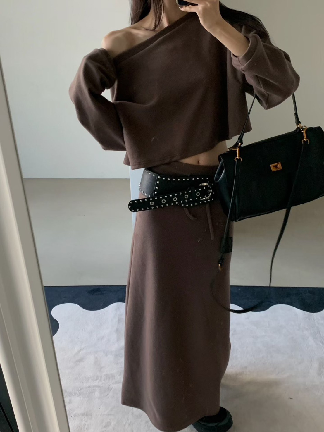 寬領寬襬上衣 綁帶長裙(分售)