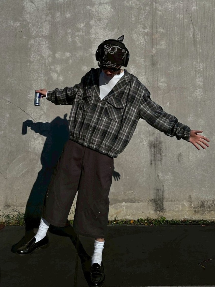 《K》雙口袋格紋連帽襯衫外