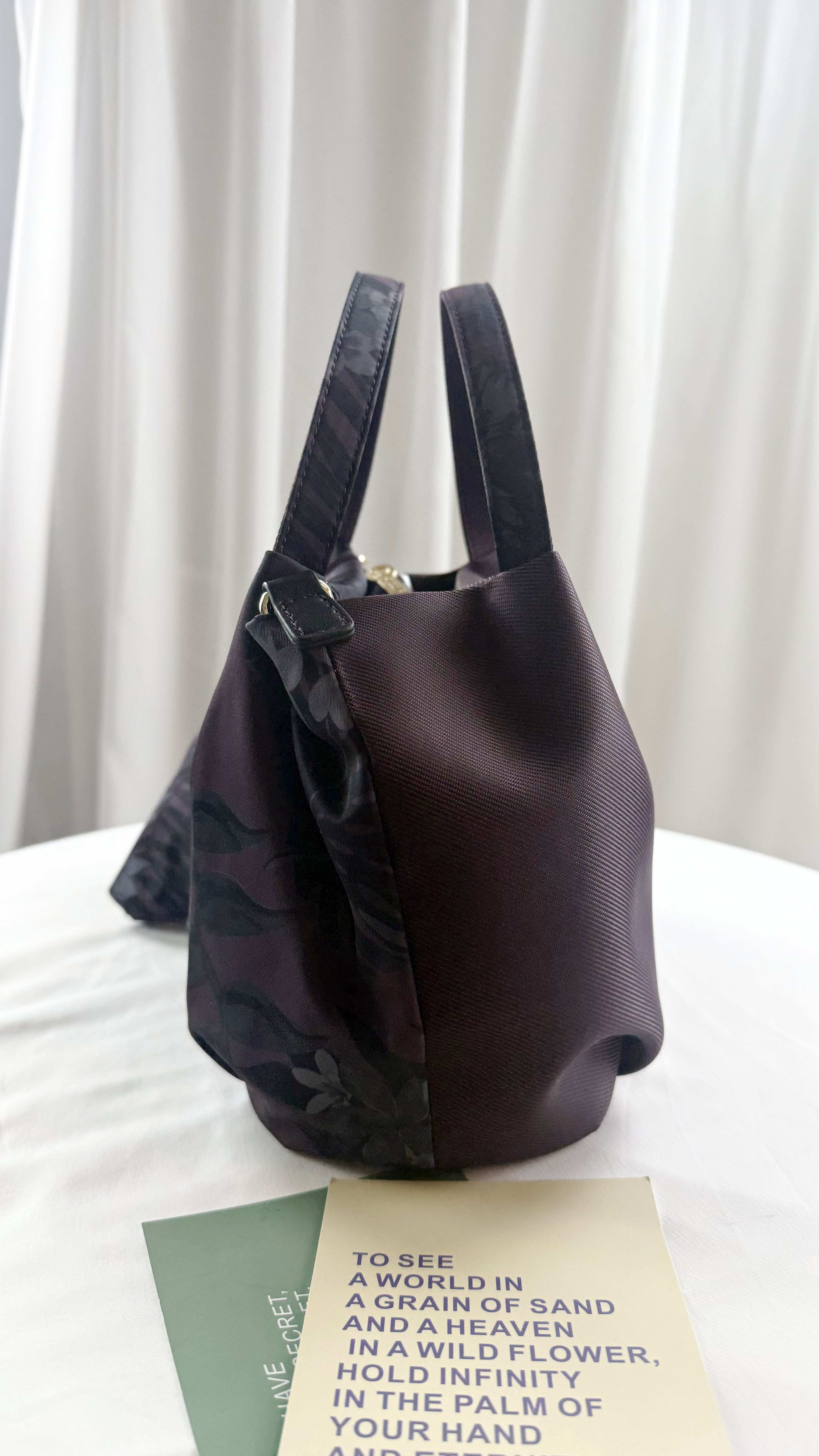 GOODS 紫花拼色防潑水手提包 / 側背包 附零錢包 #2808