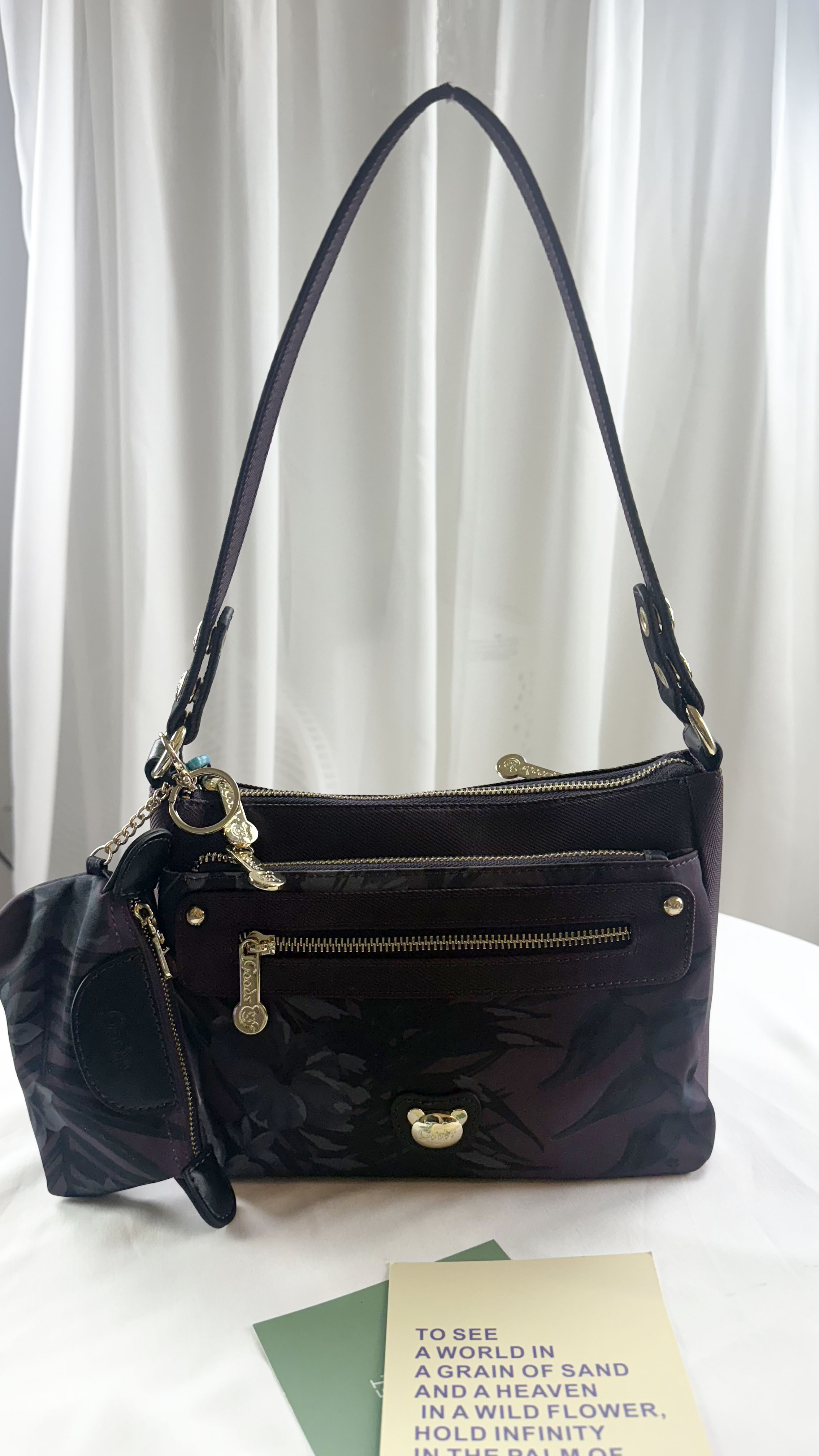 GOODS 紫花拼色防潑水肩背包 / 側背包  附零錢包  #2820