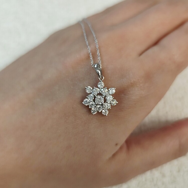 雪花鑽石吊墜頸鏈