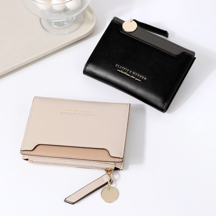 Two-Tone Short Bifold Card Holder