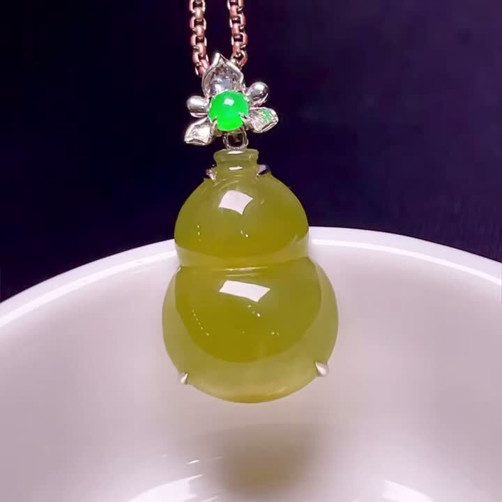 121427 翡翠葫蘆吊墜