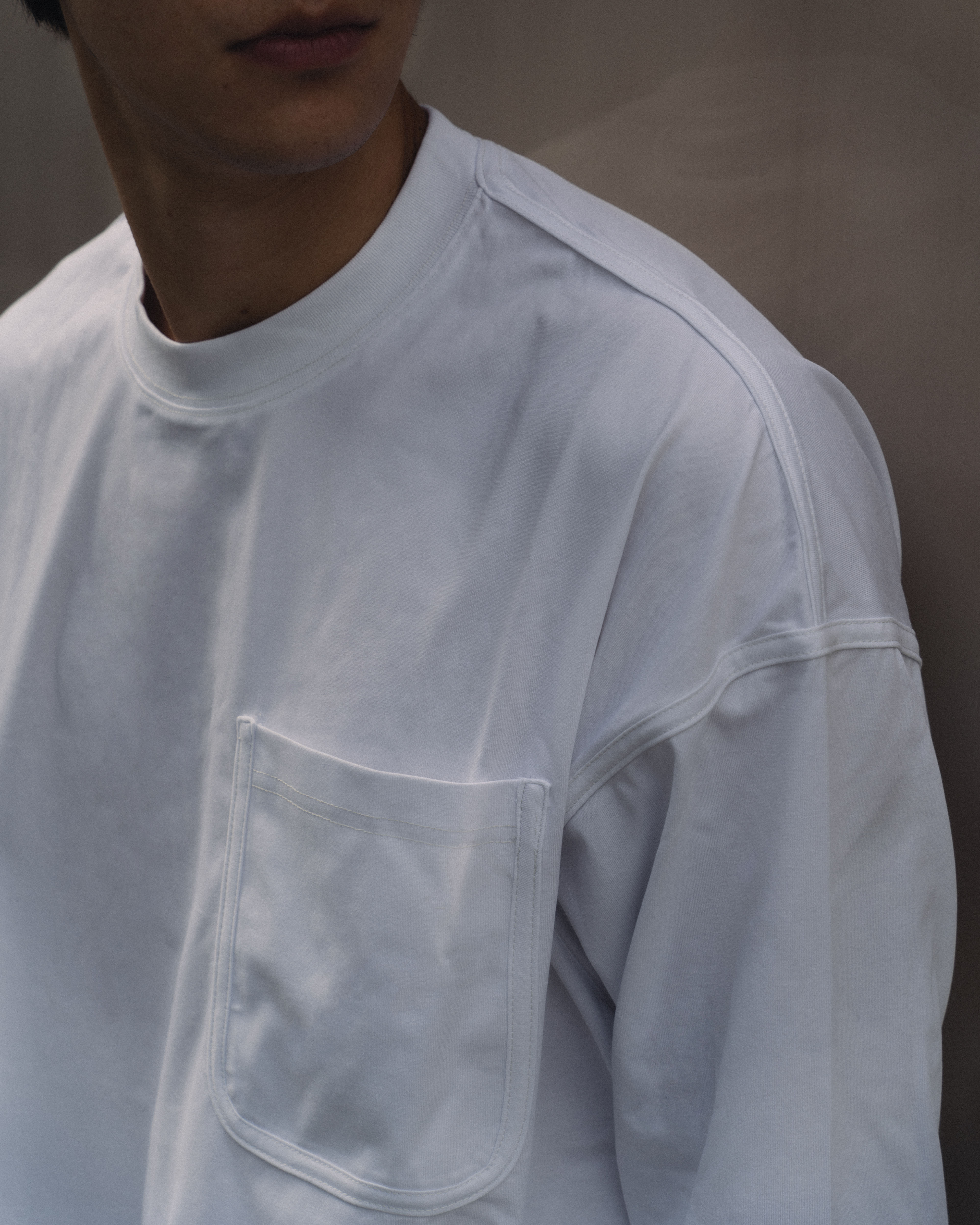 idealism Pocket L-Tee 黑色 白色 口袋 素面長袖上衣【ID25038】